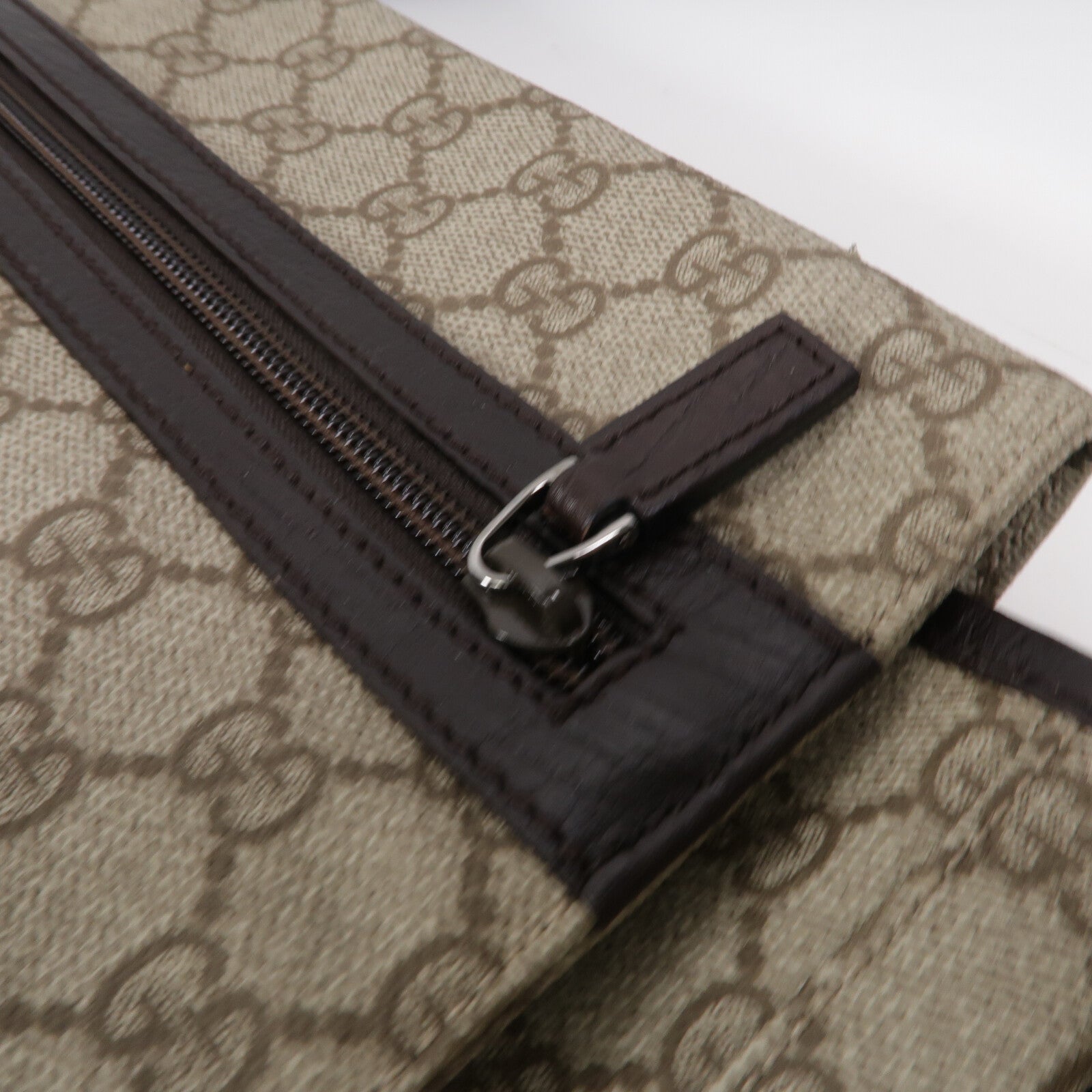 GUCCI 帆布Messenger Bag肩背袋