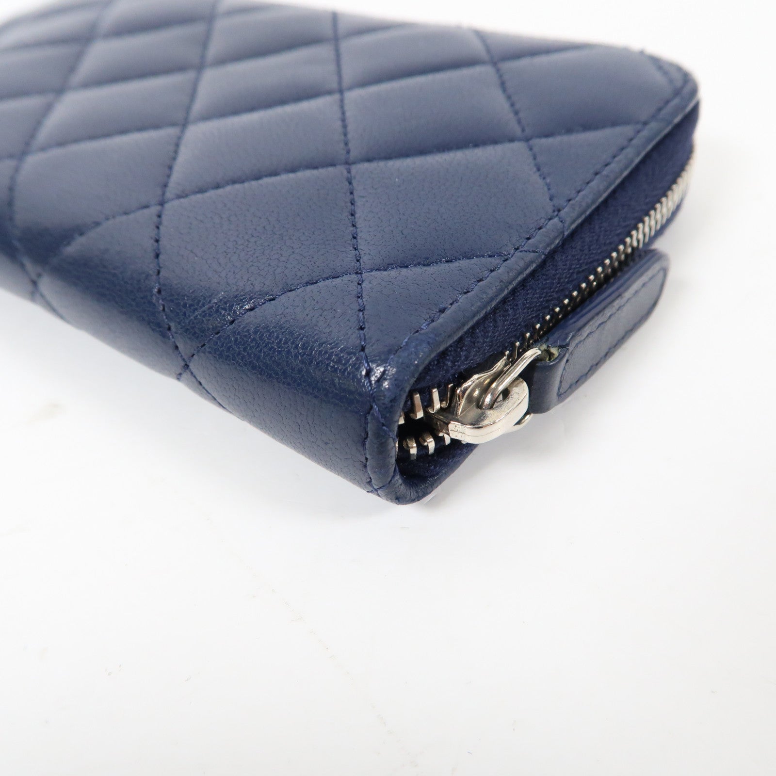 CHANEL 菱格羊皮皮革Zipper Long Wallet銀扣拉鍊長錢包深藍色