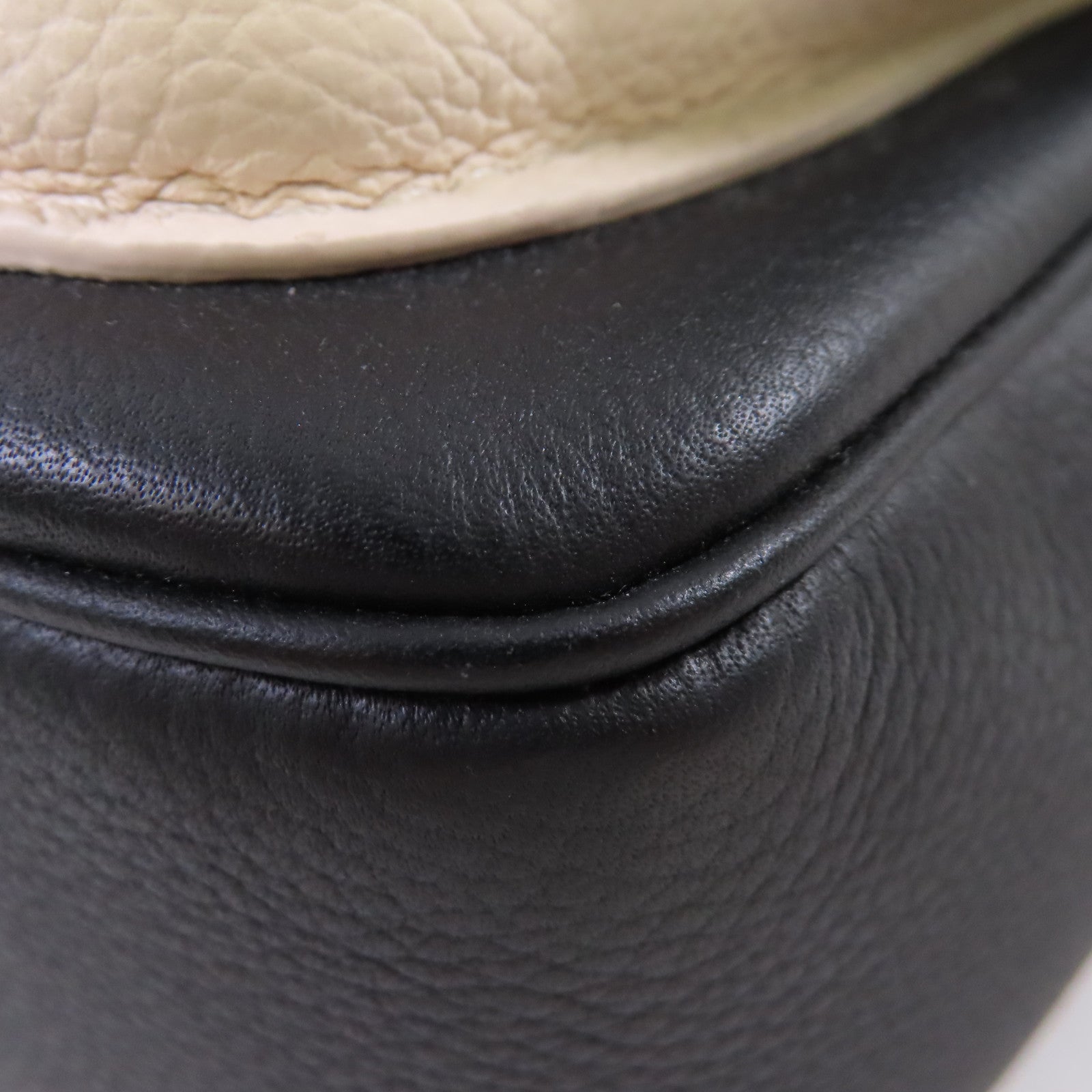 LOUIS VUITTON 牛皮皮革Lockme Tender 2Way Shoulder Bag金扣手挽肩背兩用袋黑色/粉紅色
