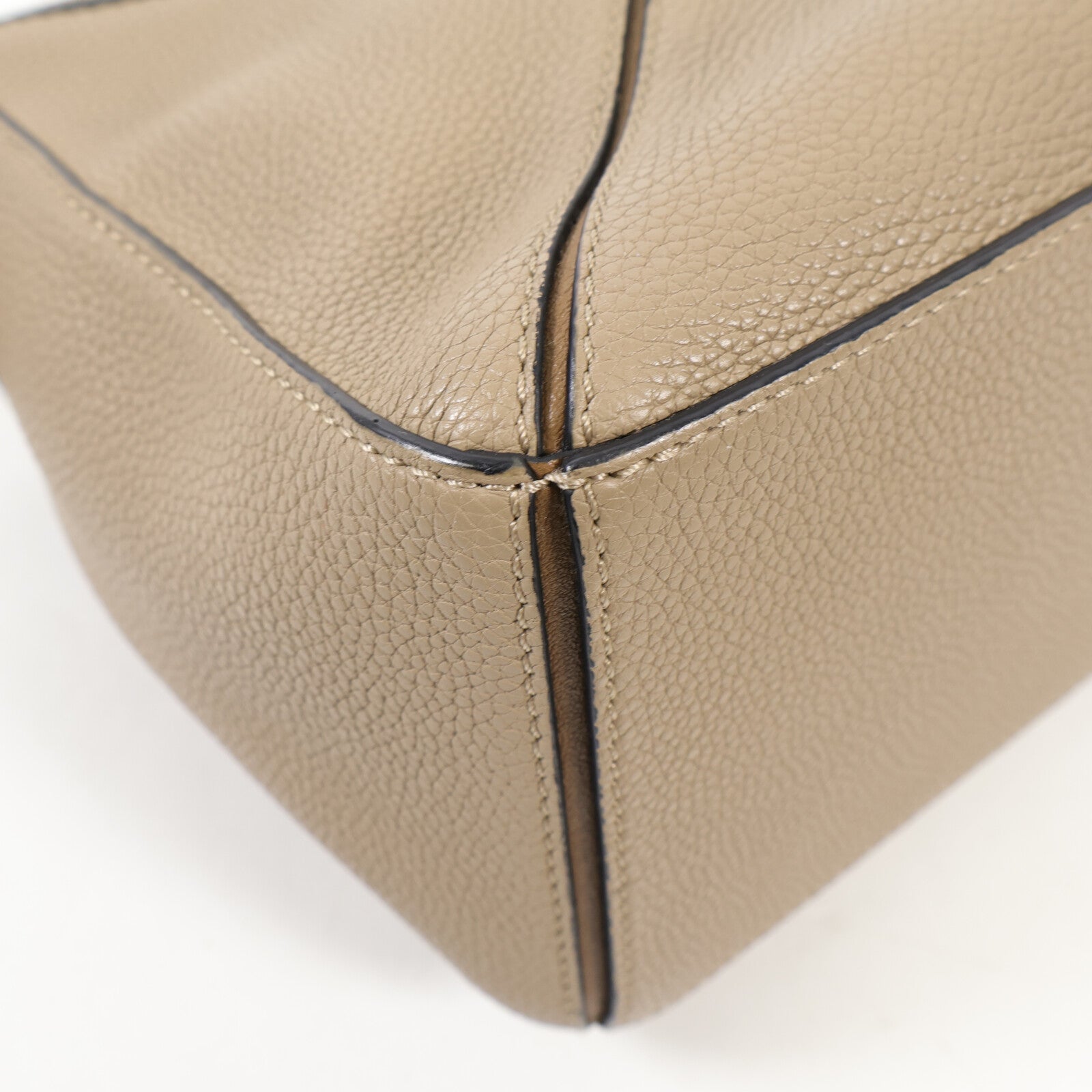 LOEWE 牛皮皮革Puzzle Small金扣手挽肩背兩用袋