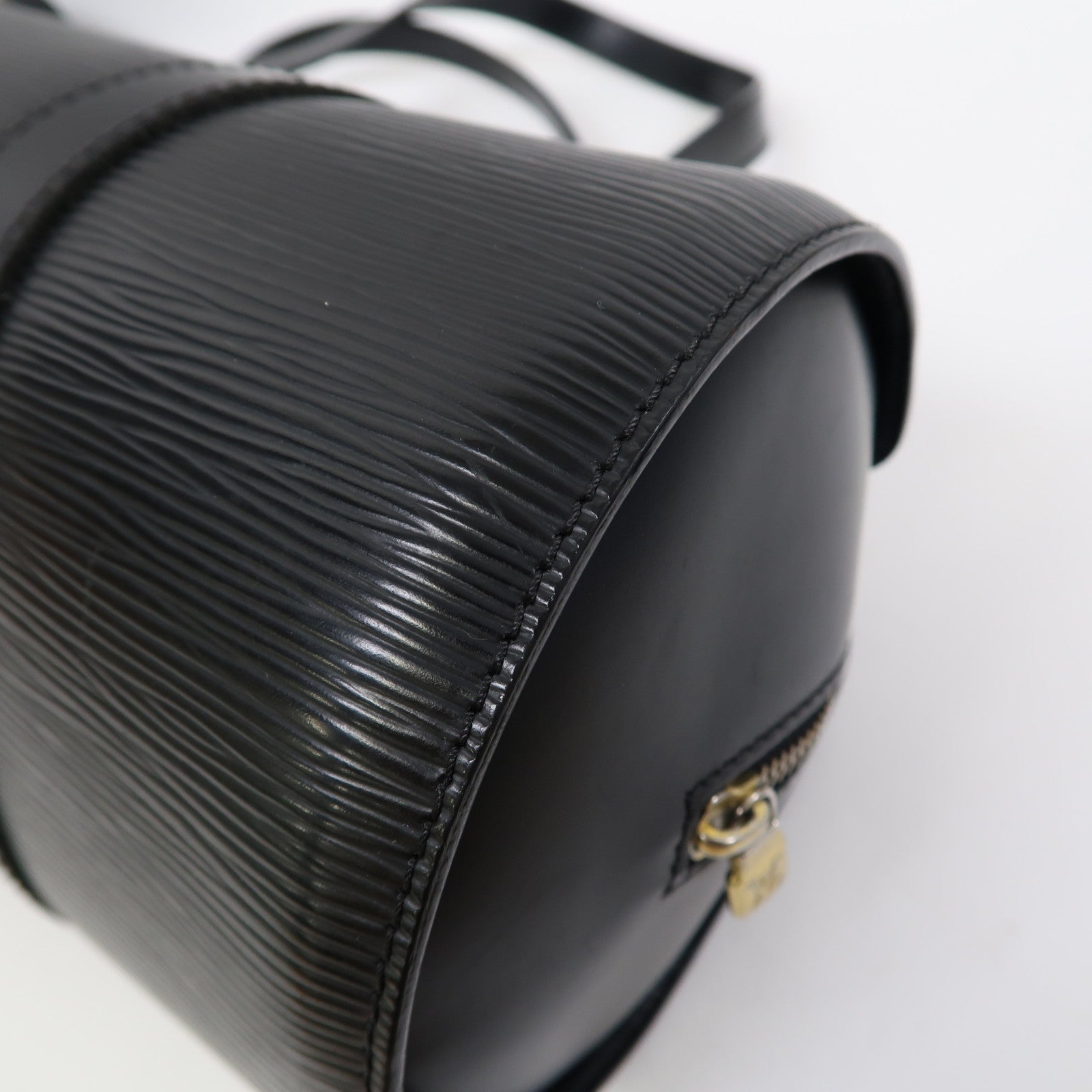 LOUIS VUITTON 【激減優惠】Epi Soufflot金扣手挽袋黑色