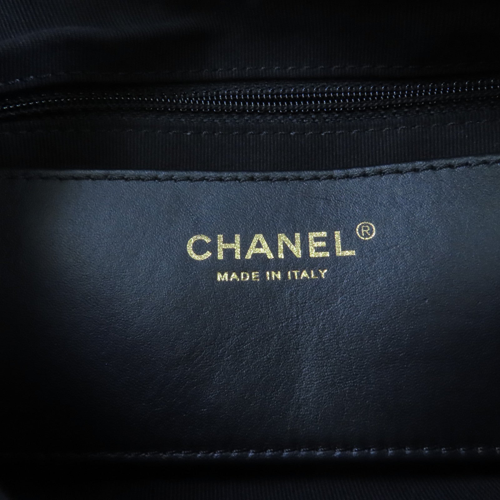 CHANEL 羊皮皮革Chain Shoulder金扣鏈帶肩背袋