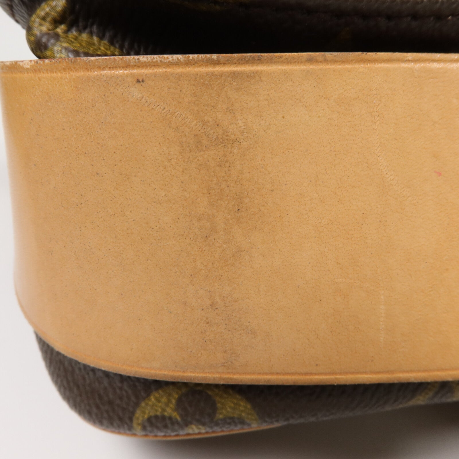 LOUIS VUITTON Monogram Cartouchiere肩背袋