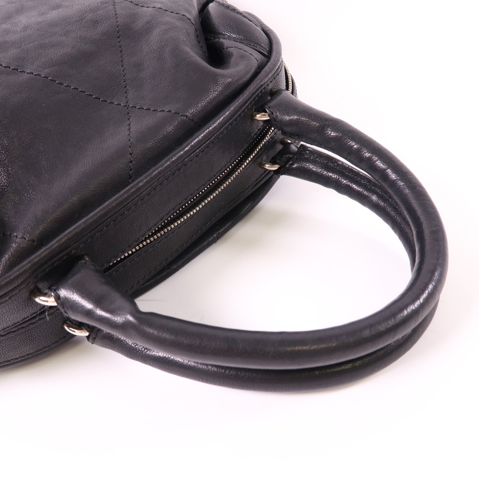 CHANEL 牛皮皮革Hand Bag銀扣手挽袋