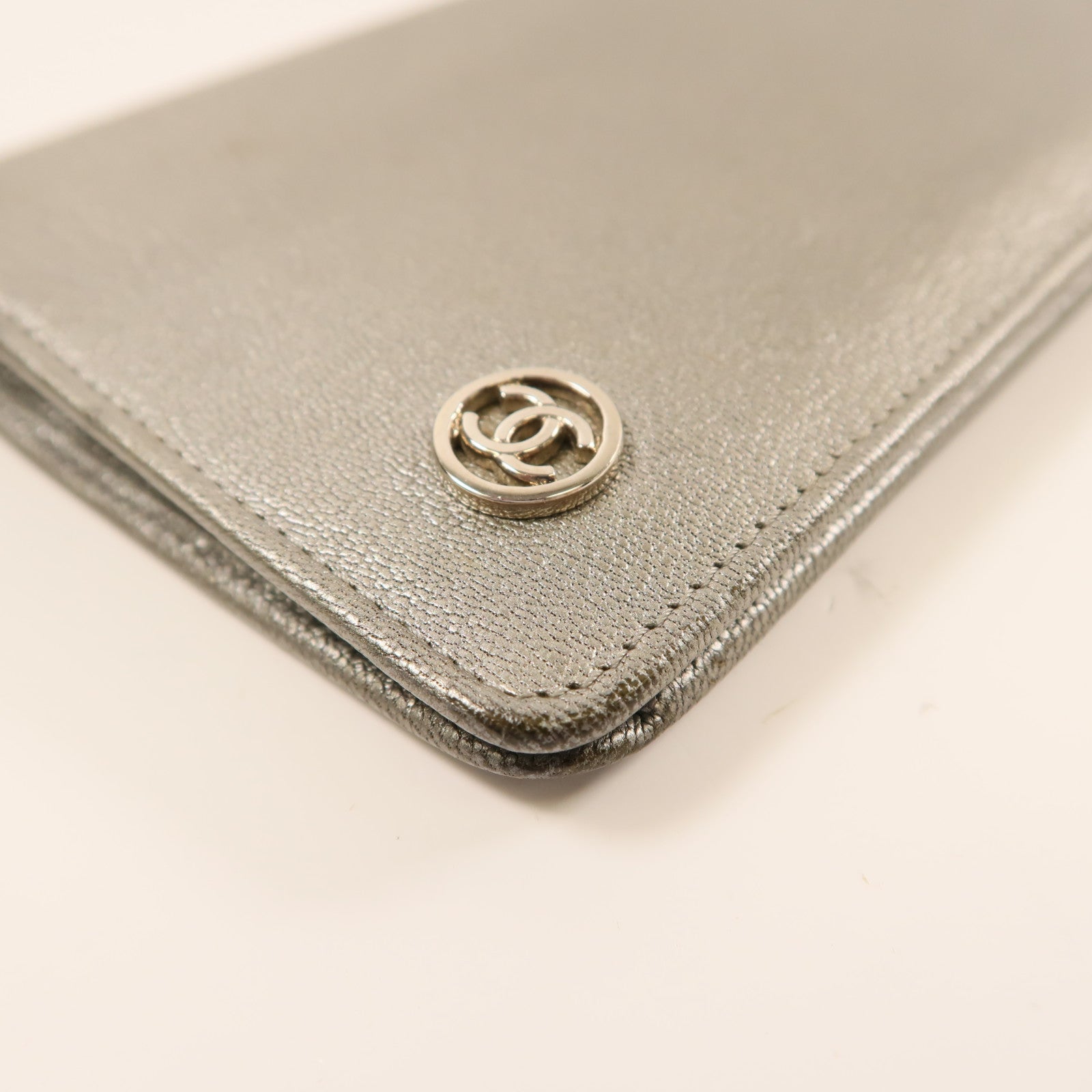 CHANEL 【激減優惠】羊皮皮革Long Wallet銀扣錢包灰色