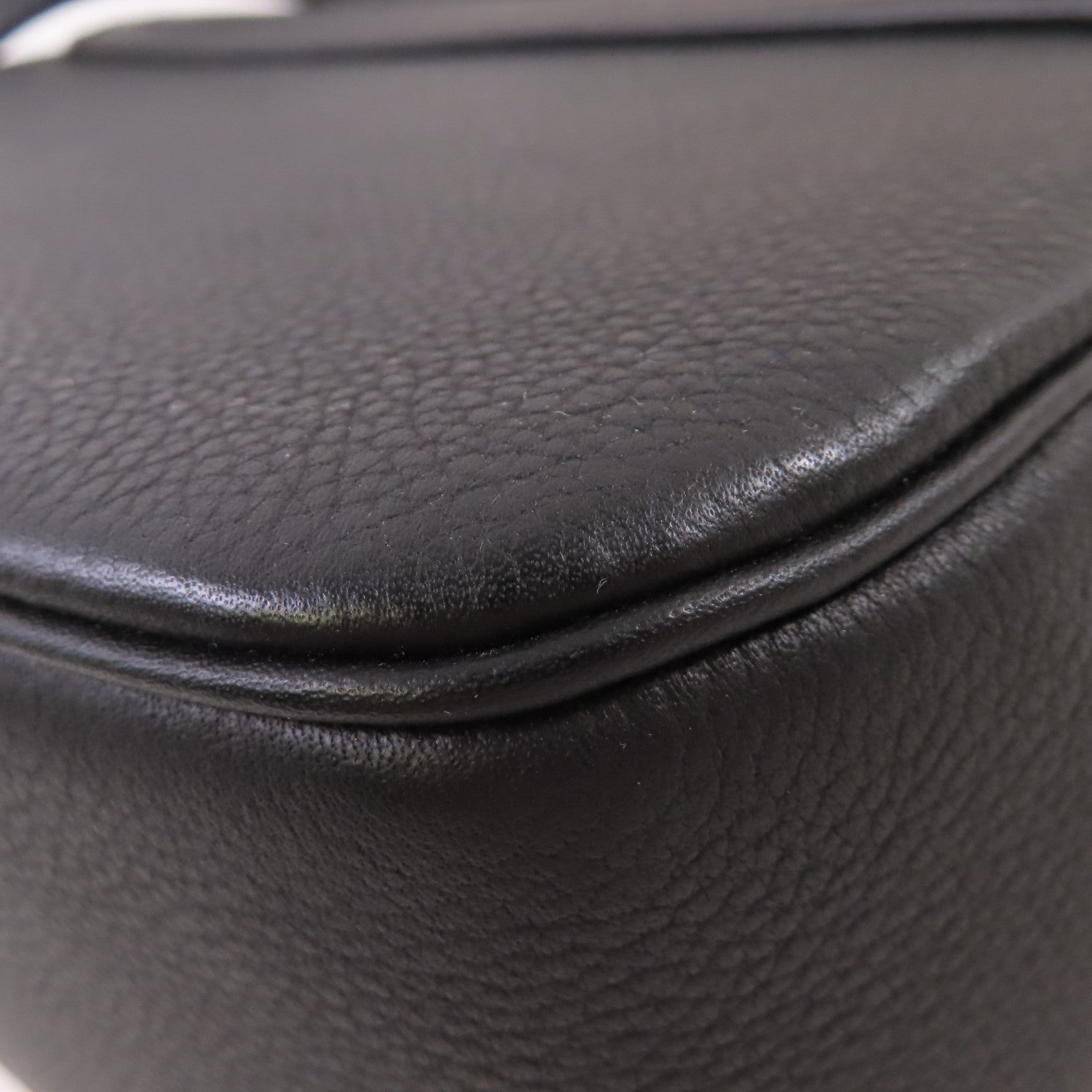 LOUIS VUITTON 牛皮皮革Lockme Tender 2Way Shoulder Bag金扣手挽肩背兩用袋黑色/粉紅色