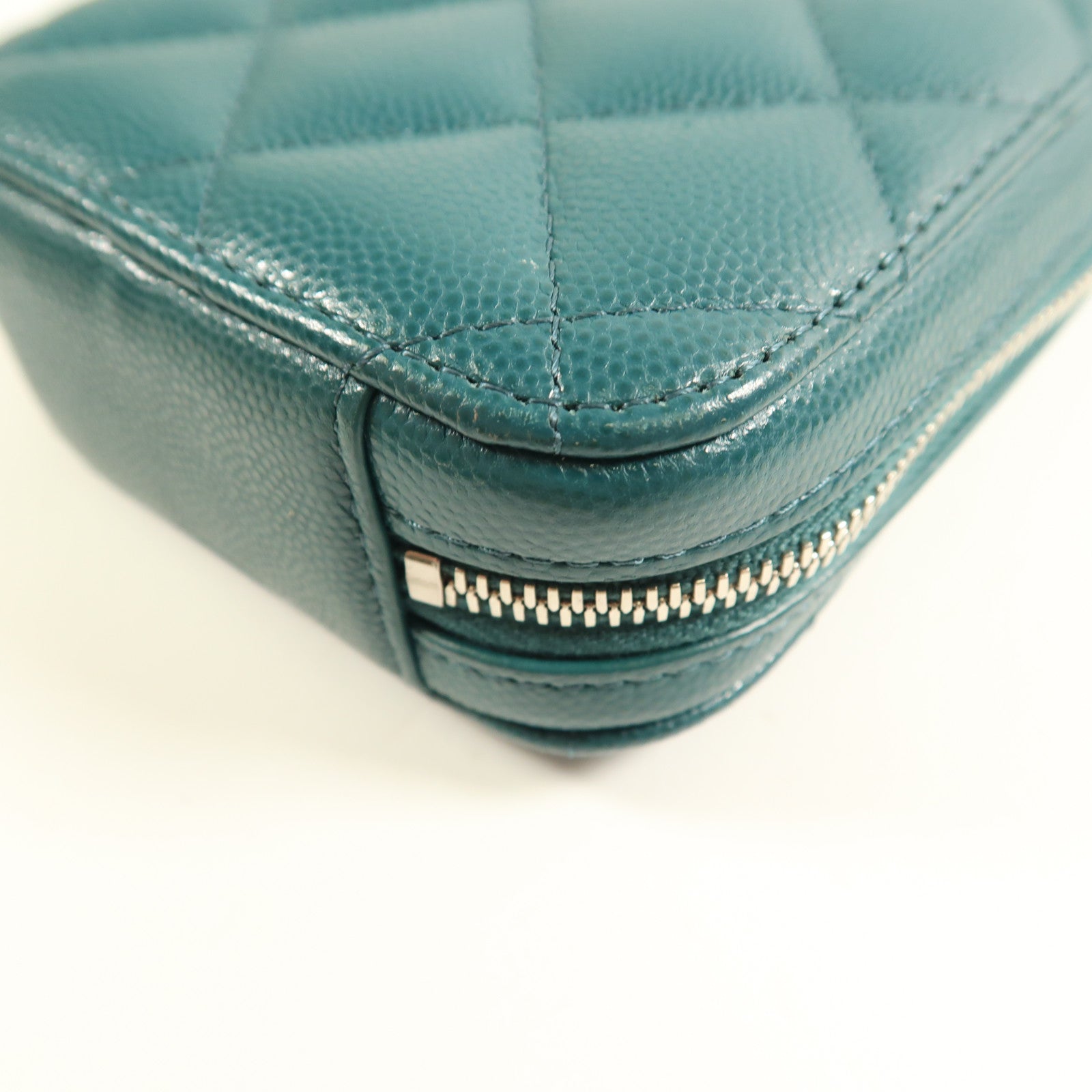 CHANEL 牛皮皮革Phone Bag銀扣鏈帶肩背袋