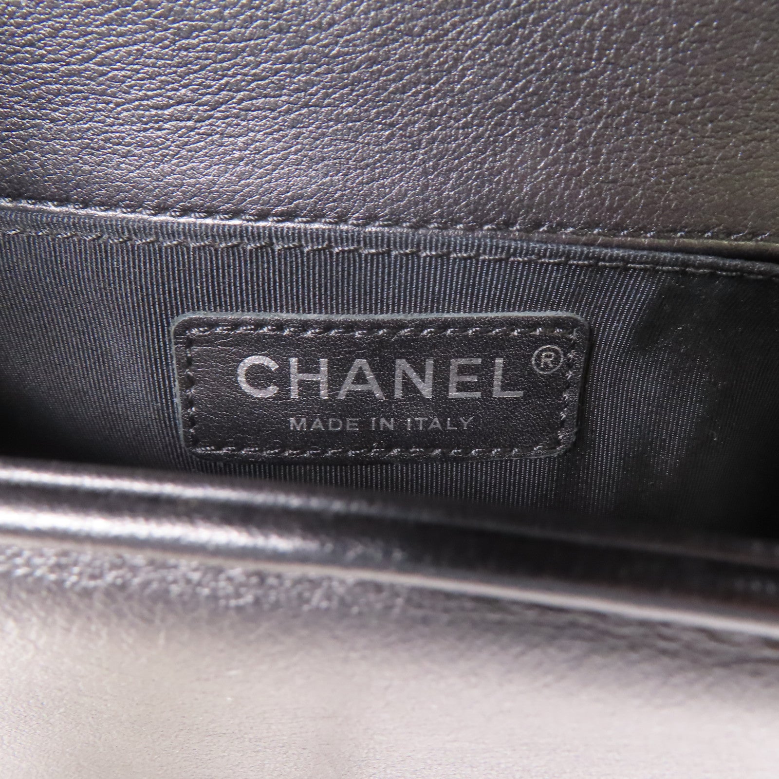 CHANEL【激減優惠】 牛皮皮革Boy 25鏈帶肩背袋黑色