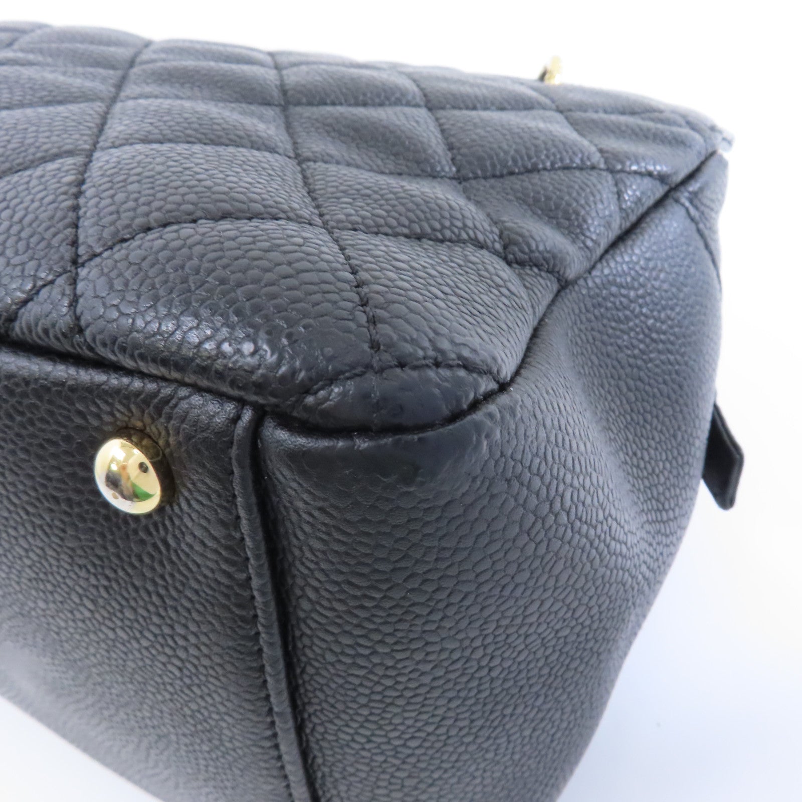 CHANEL 菱格Caviar皮革Chain Shoulder金扣鏈帶肩背袋黑色