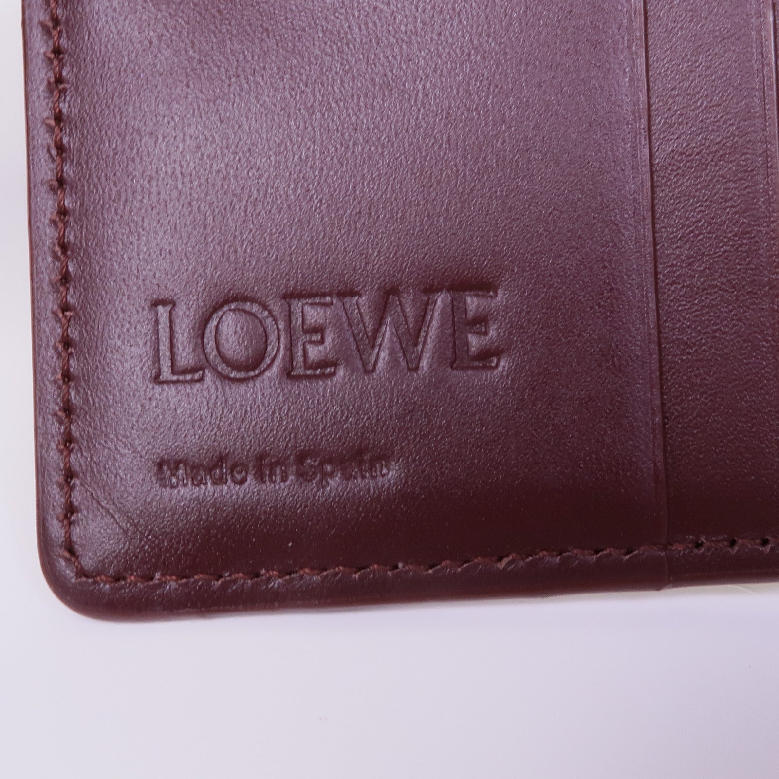 LOEWE 牛皮皮革Puzzle Compact Zip Wallet金扣錢包