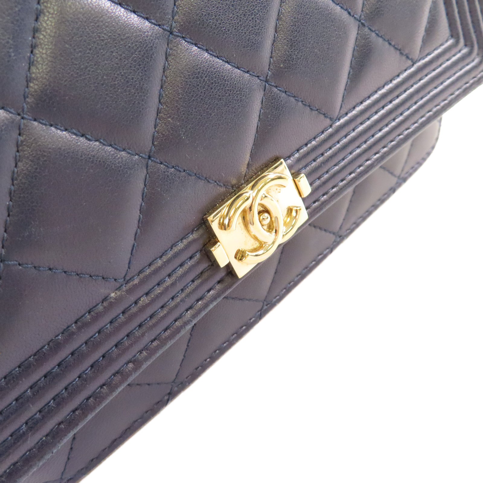 CHANEL 菱格羊皮皮革WOC Wallet On Chain Shoulder Bag金扣鏈帶肩背袋寶藍色