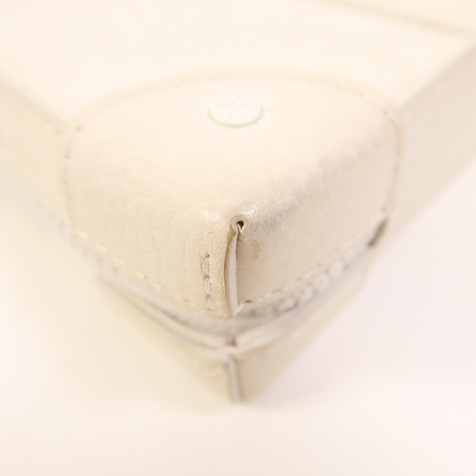 LOUIS VUITTON 【激減優惠】Monogram Taurillon Soft Trunk肩背袋