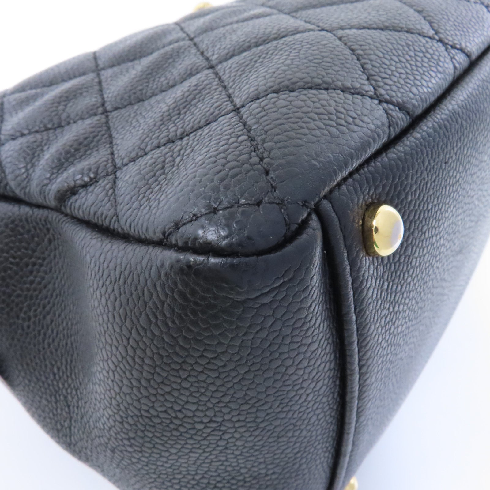 CHANEL 菱格Caviar皮革Chain Shoulder金扣鏈帶肩背袋黑色