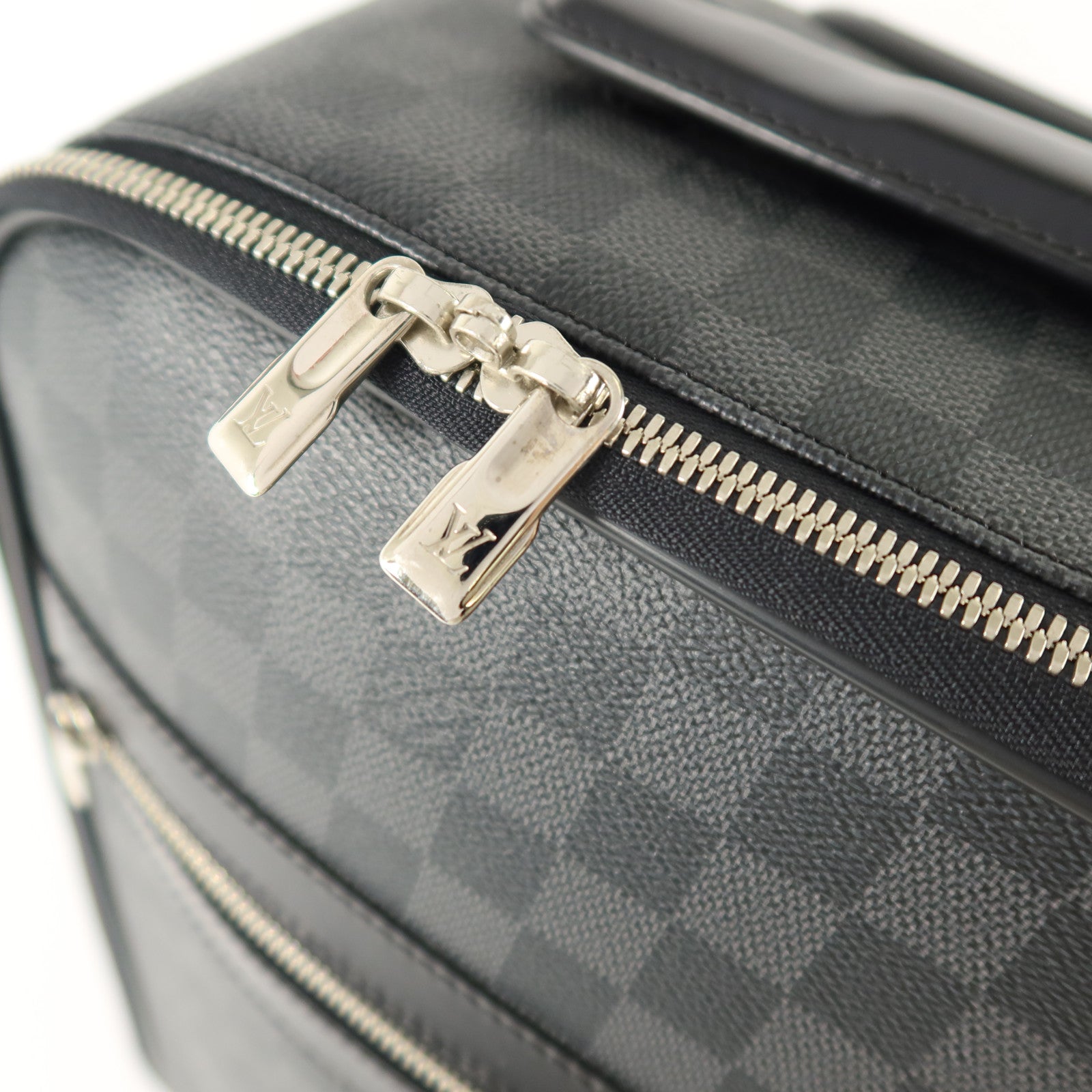 LOUIS VUITTON Damier Graphite Pegase 45行李箱