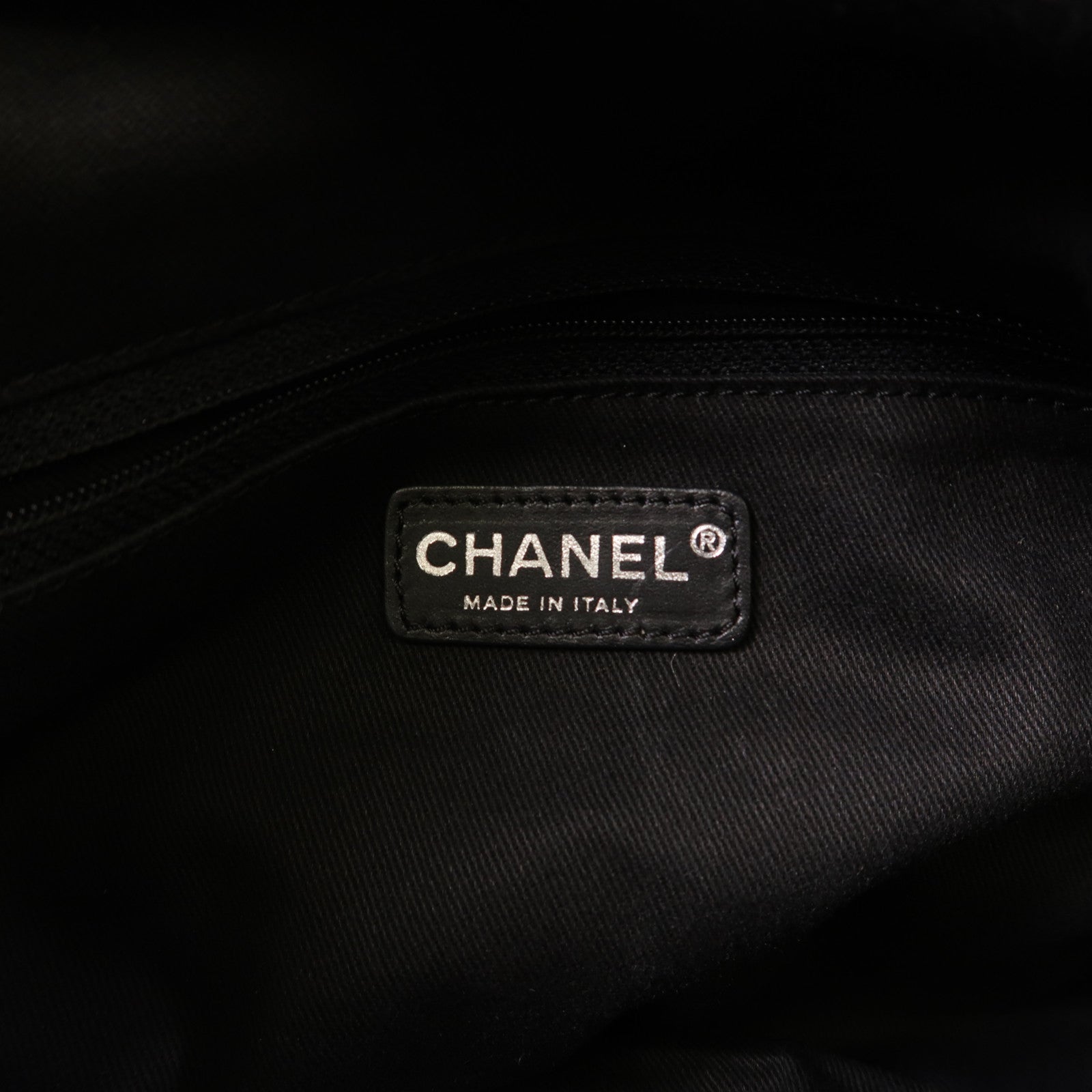 CHANEL 牛皮皮革Hand Bag銀扣手挽袋