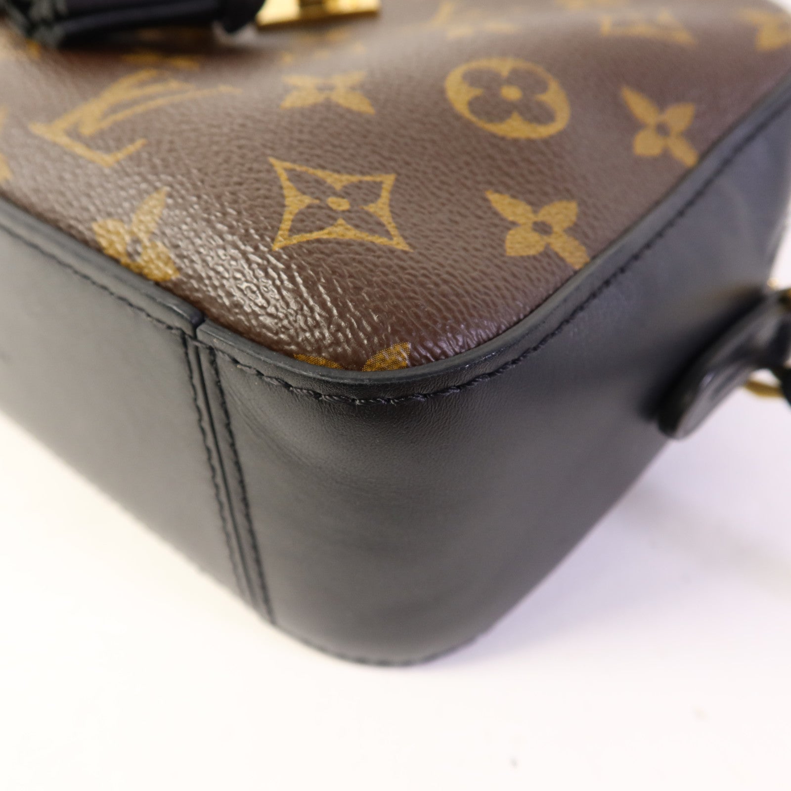 LOUIS VUITTON Monogram Saintonge金扣手挽袋棕色