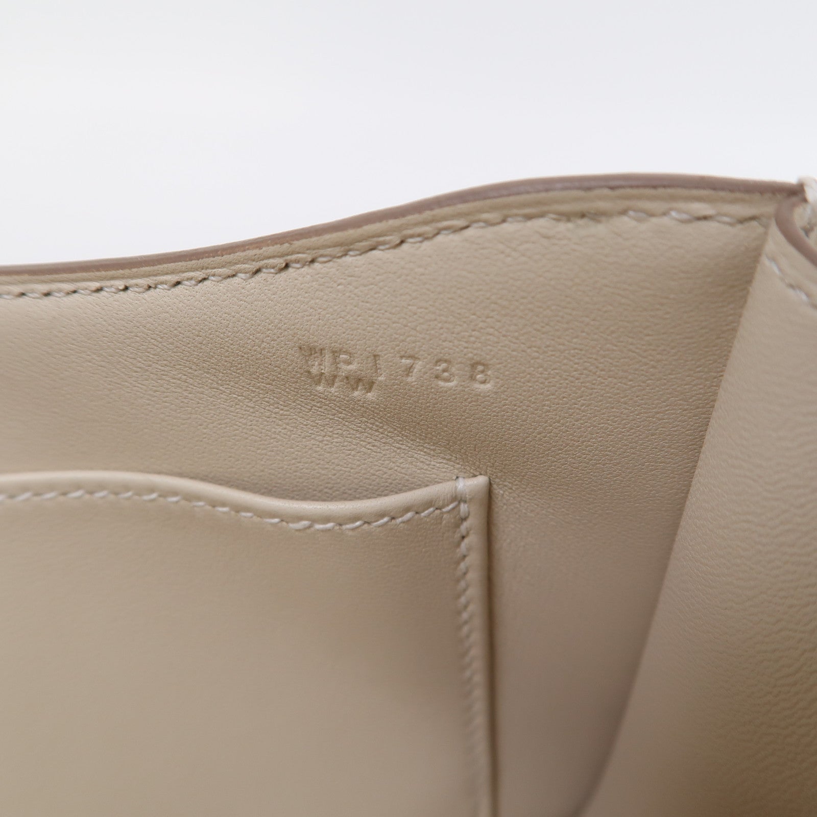 HERMES 【激減優惠】Epsom皮革Constance Elan銀扣肩背袋奶昔白色