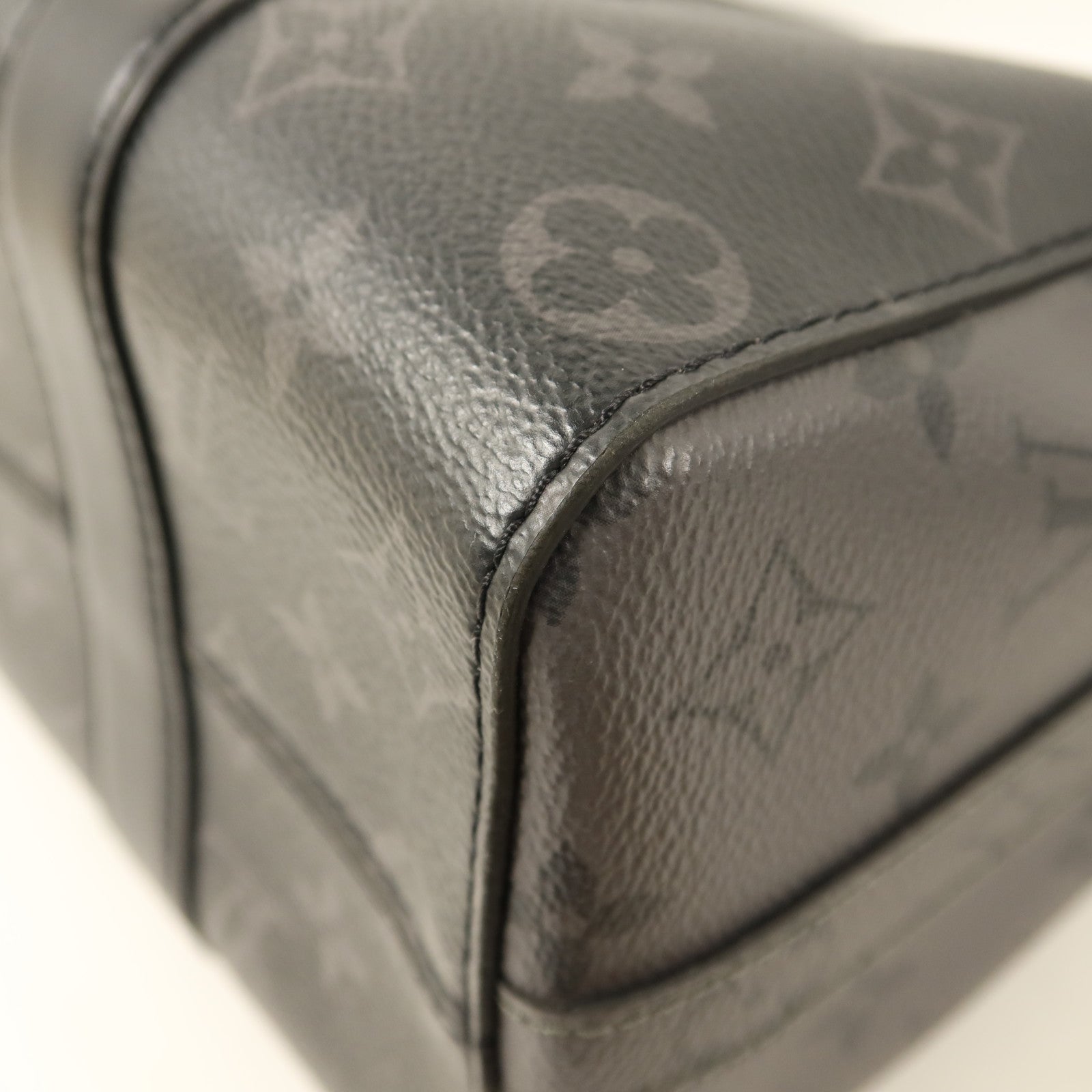 LOUIS VUITTON Monogram Eclipse City Keepall銀扣手挽肩背兩用袋