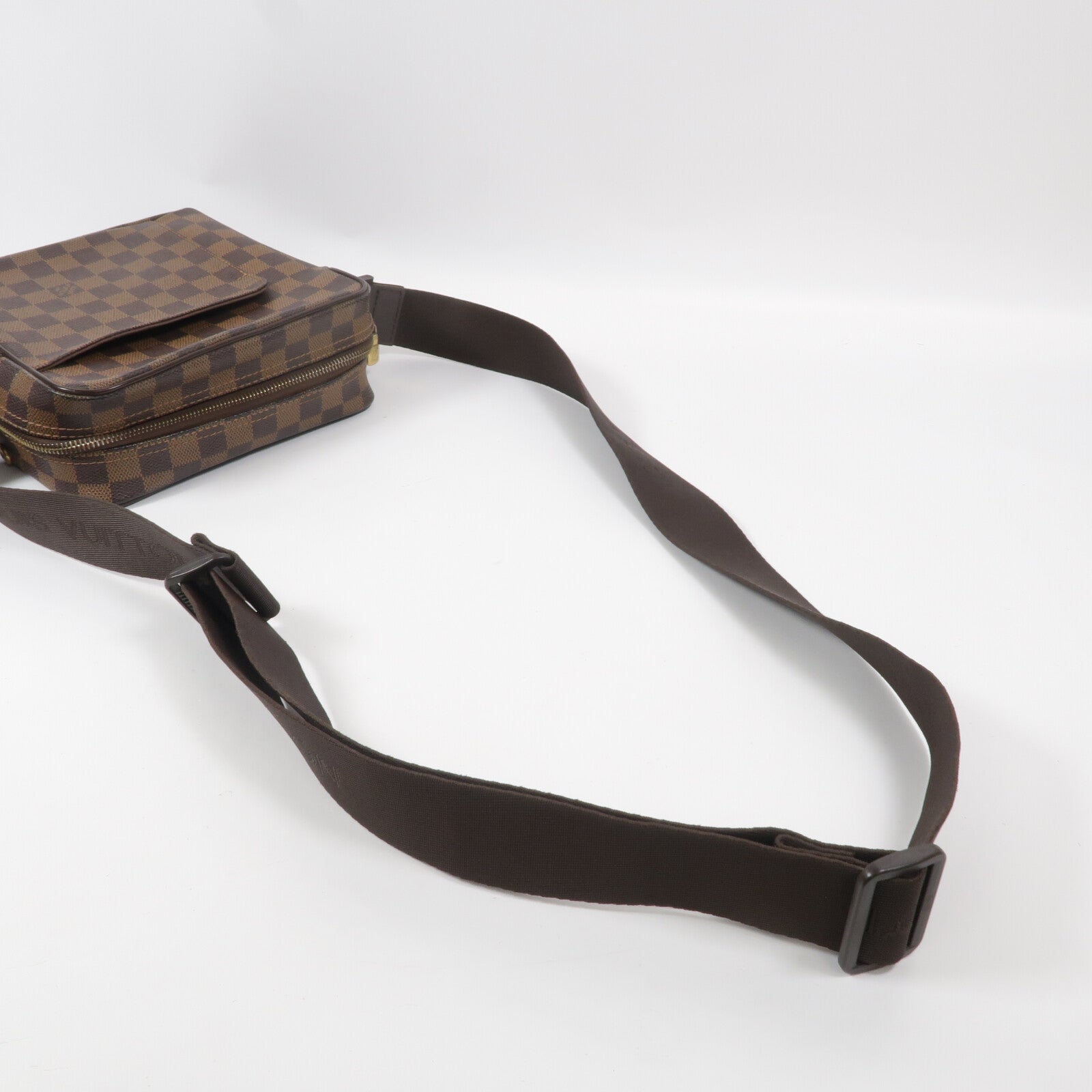 LOUIS VUITTON Damier Olaf PM肩背袋