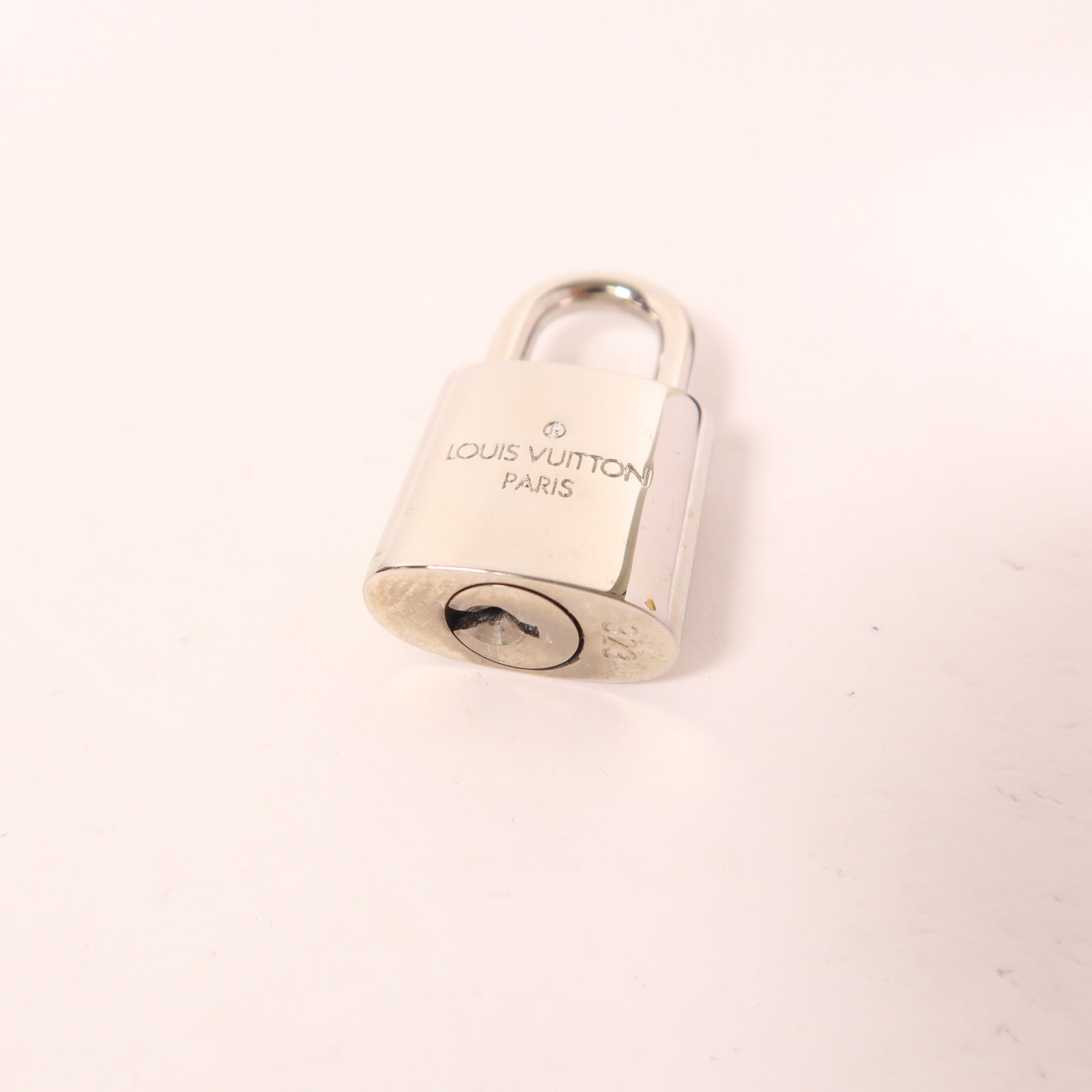 LOUIS VUITTON (PRICE DOWN) LV SHW Milaris Hand Bag Leather Purple/Grey