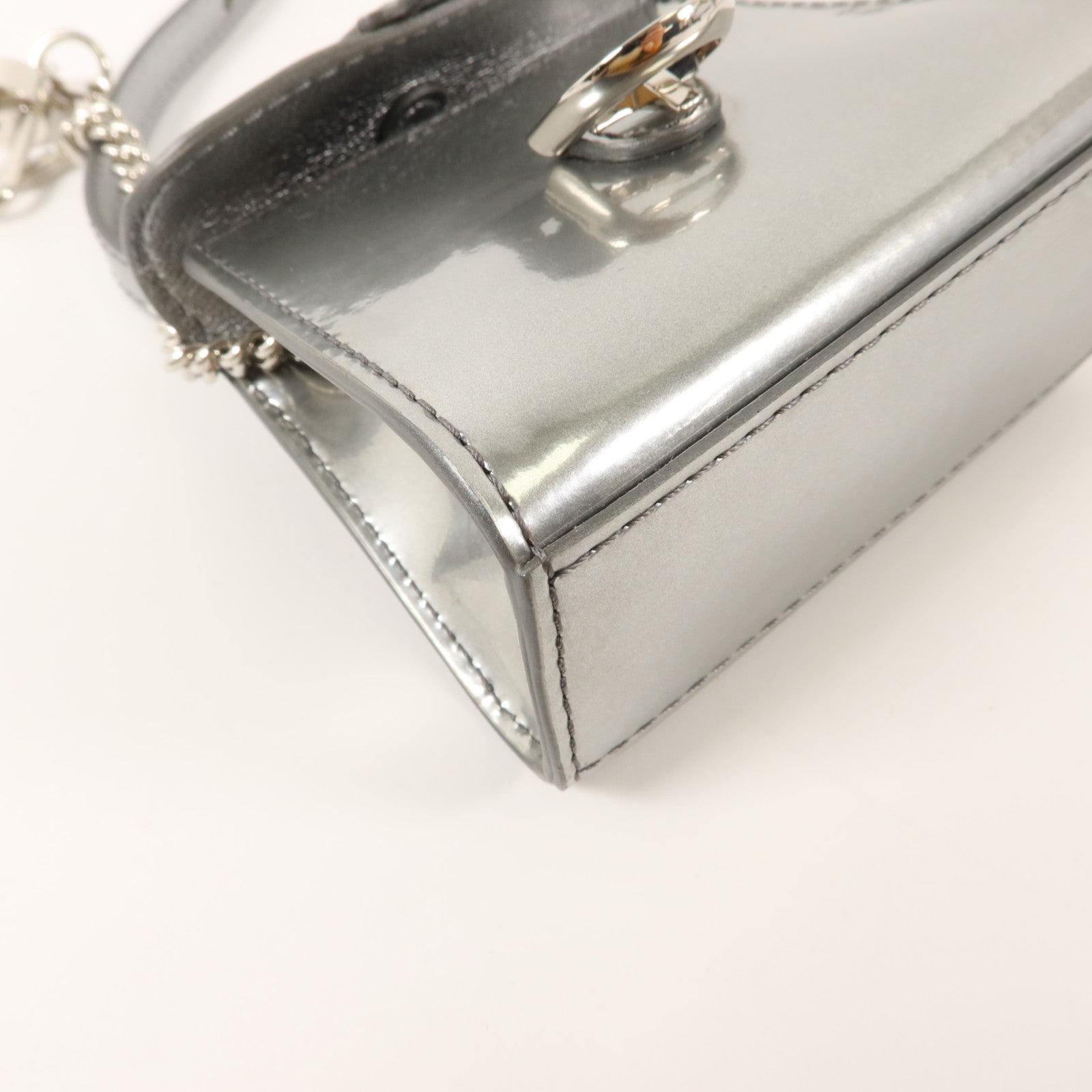 Delvaux 漆皮皮革Brillant Charms肩背袋