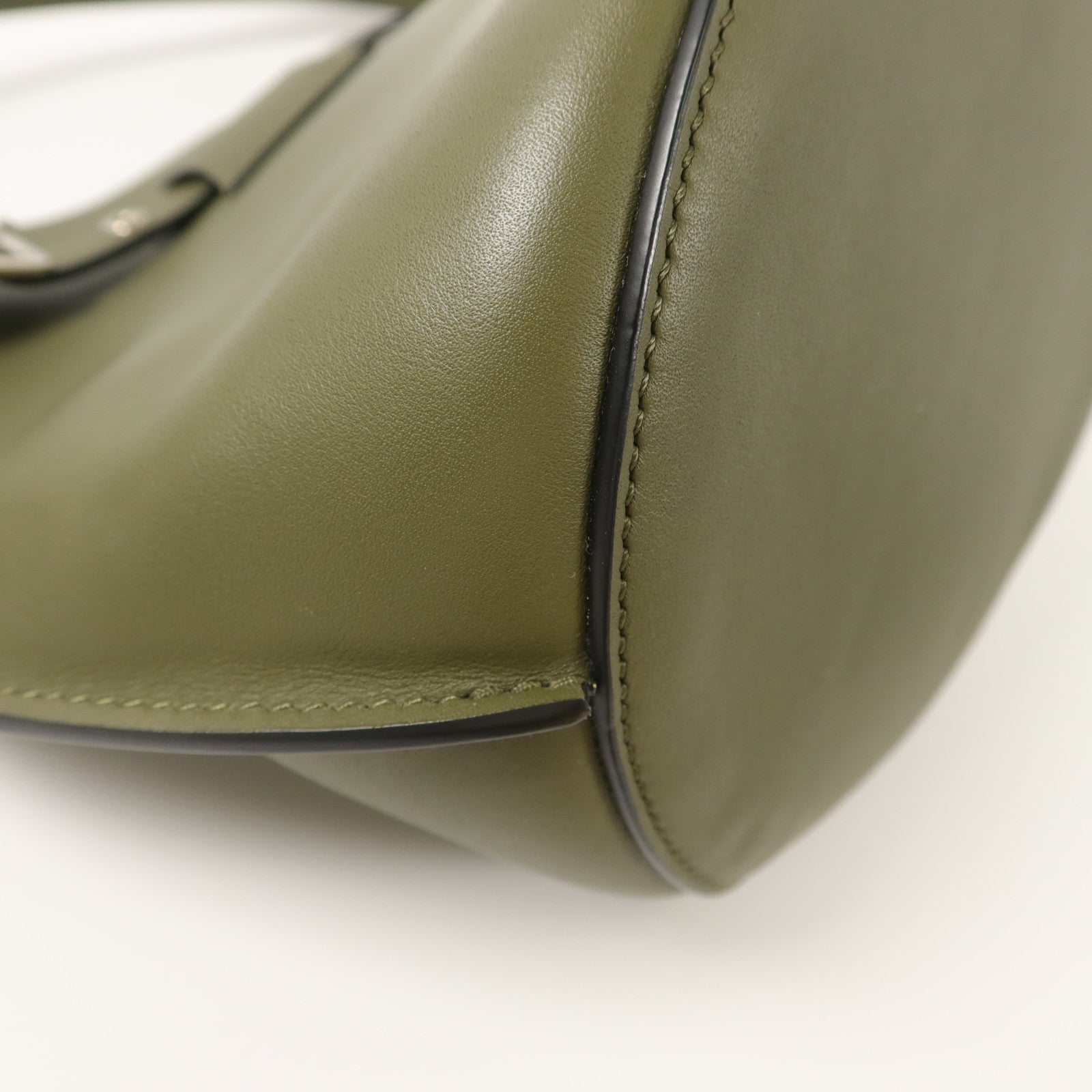 CELINE 牛皮皮革Nano Bucket手挽肩背兩用袋