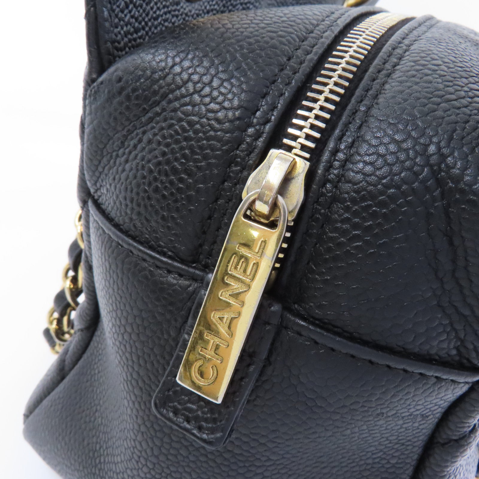 CHANEL 菱格Caviar皮革Chain Shoulder金扣鏈帶肩背袋黑色