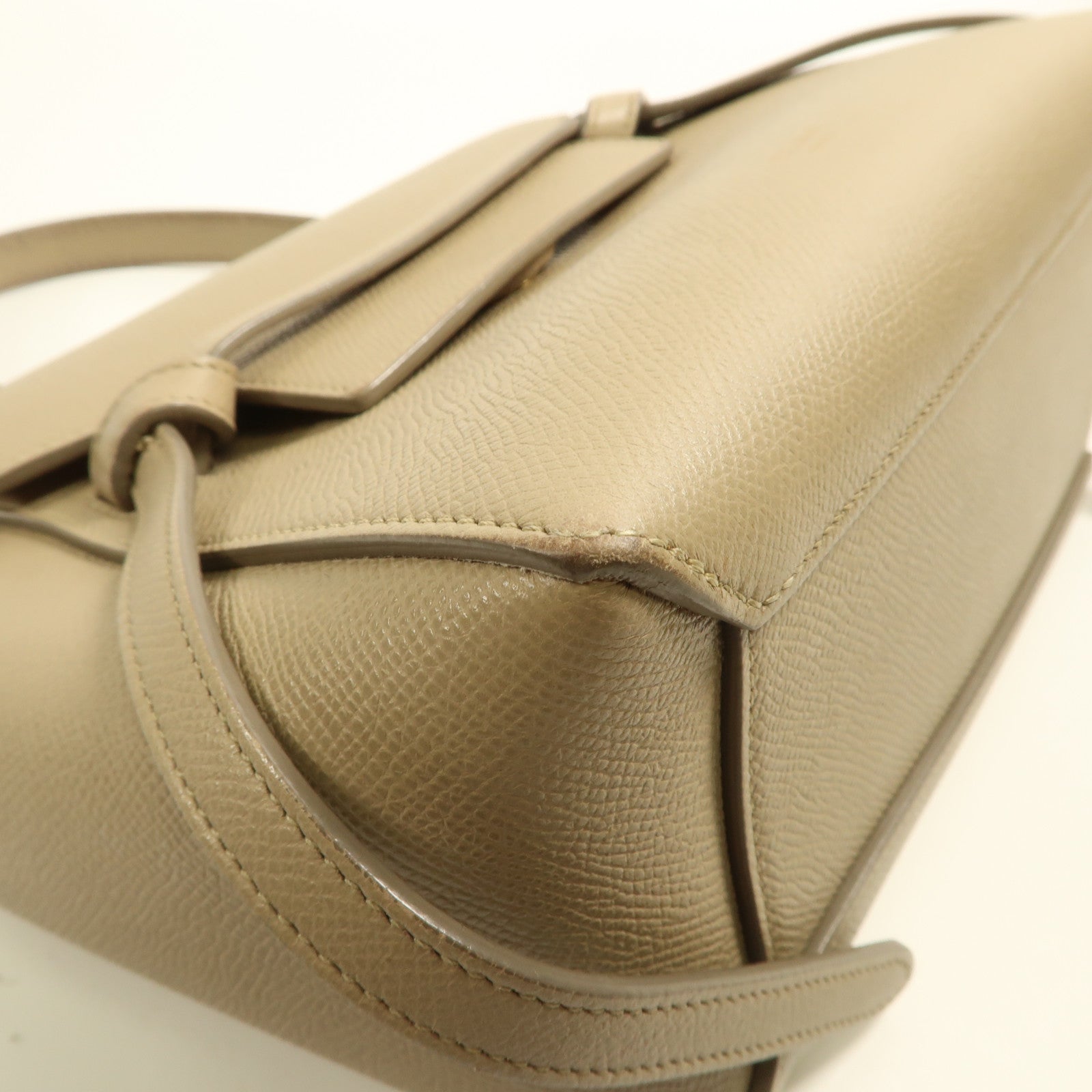 CELINE 牛皮皮革Nano Belt Bag金扣手挽肩背兩用袋米色