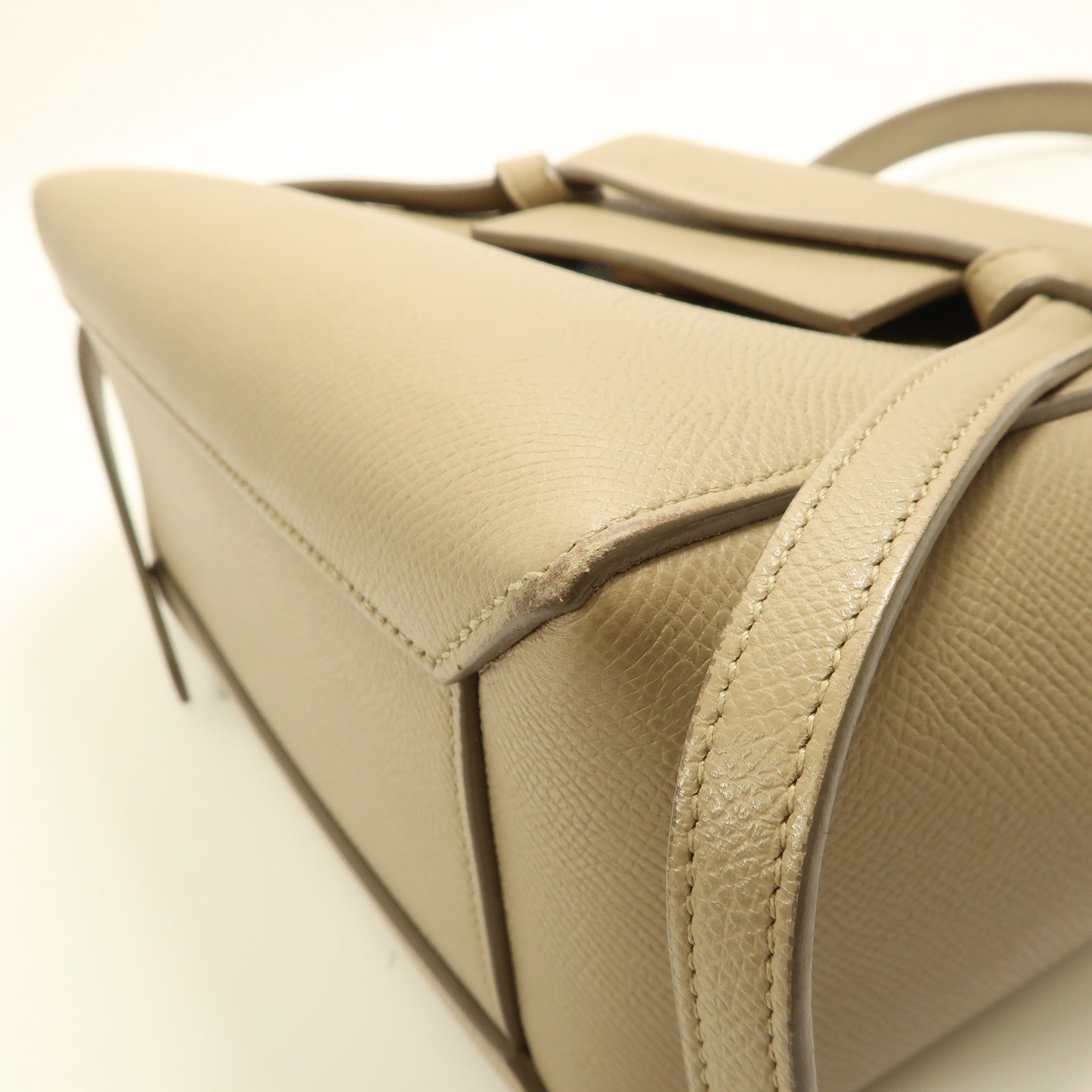 CELINE 牛皮皮革Nano Belt Bag金扣手挽肩背兩用袋米色