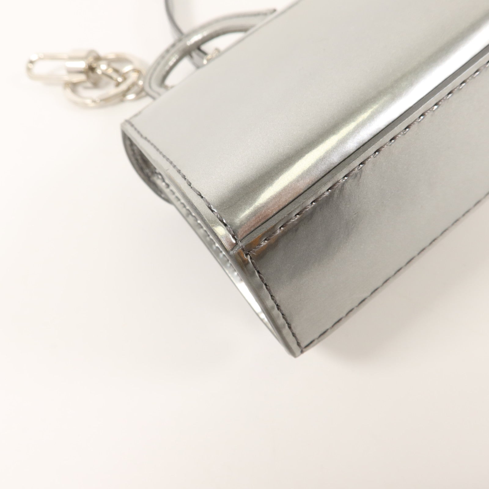 Delvaux 漆皮皮革Brillant Charms肩背袋
