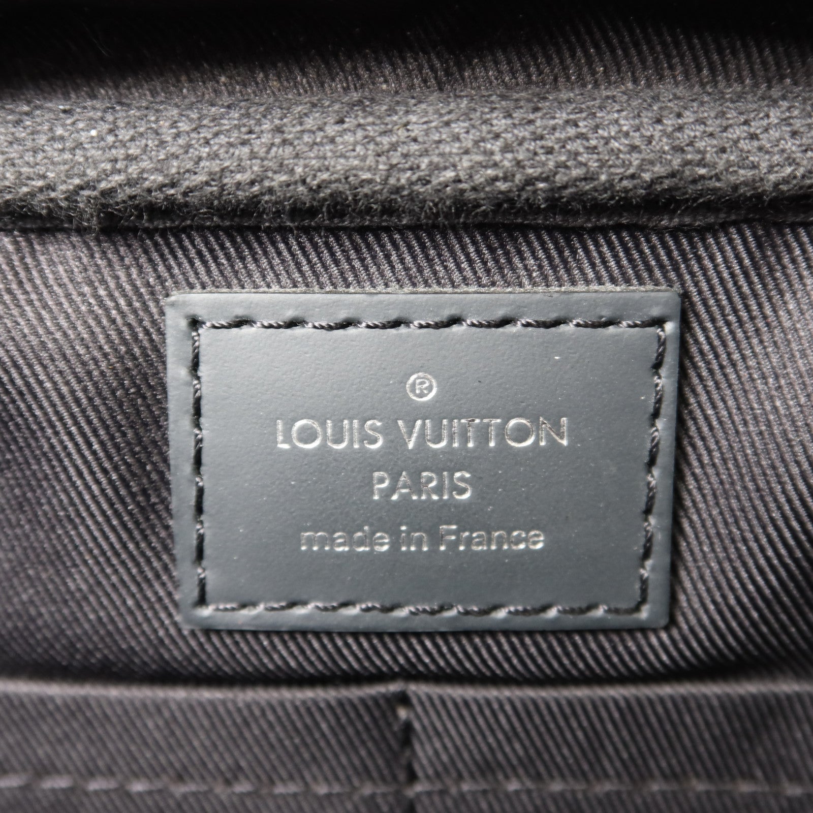 LOUIS VUITTON Monogram Eclipse Bum Bag銀扣手挽肩背兩用袋