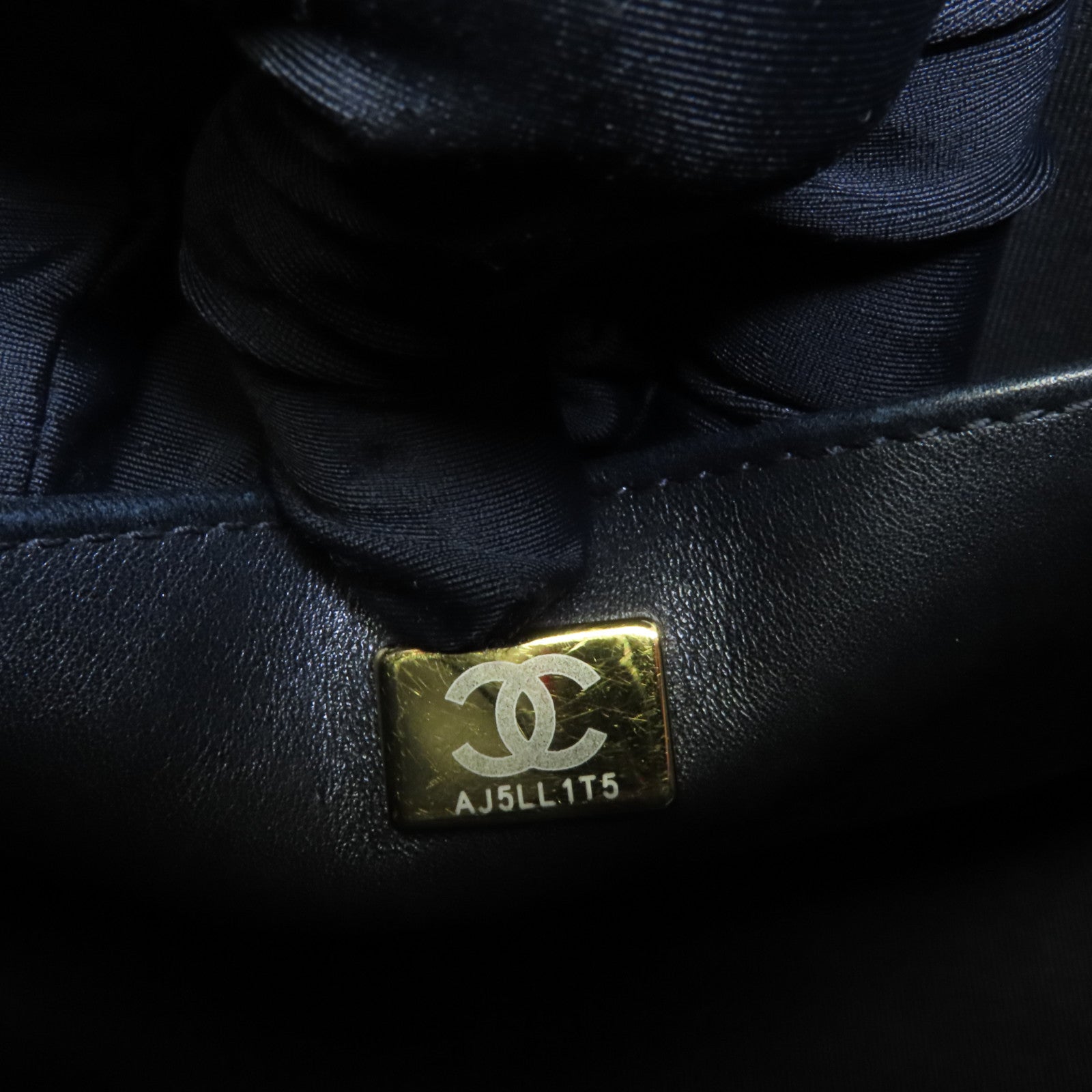 CHANEL 牛皮皮革24S Hobo金扣鏈帶手挽肩背兩用袋