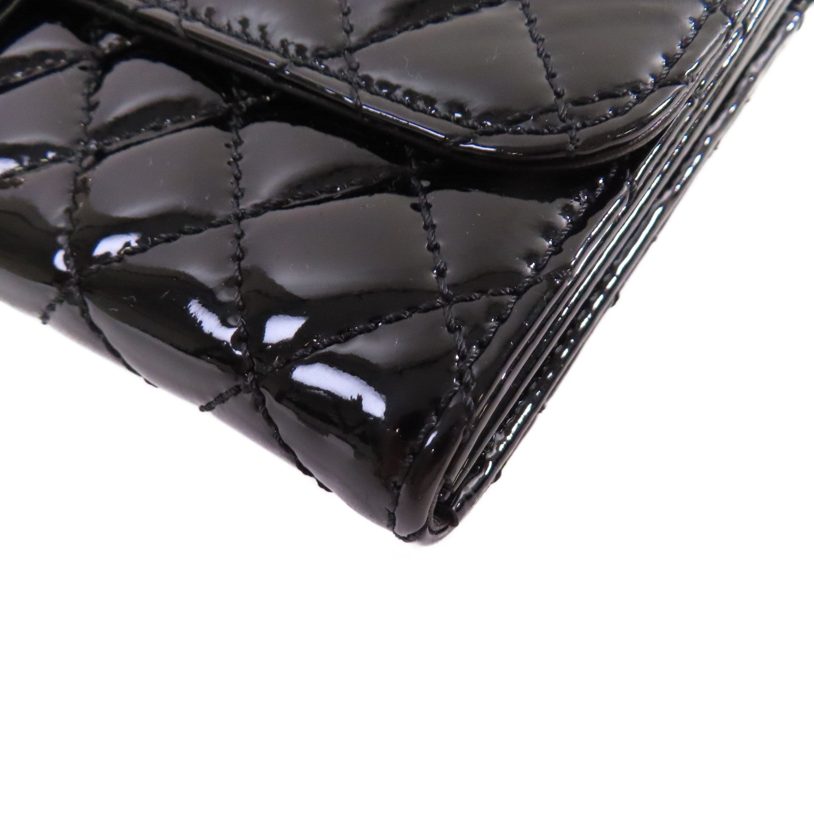 CHANEL 菱格漆皮皮革WOC Wallet On Chain Shoulder Bag銀扣鏈帶肩背袋黑色