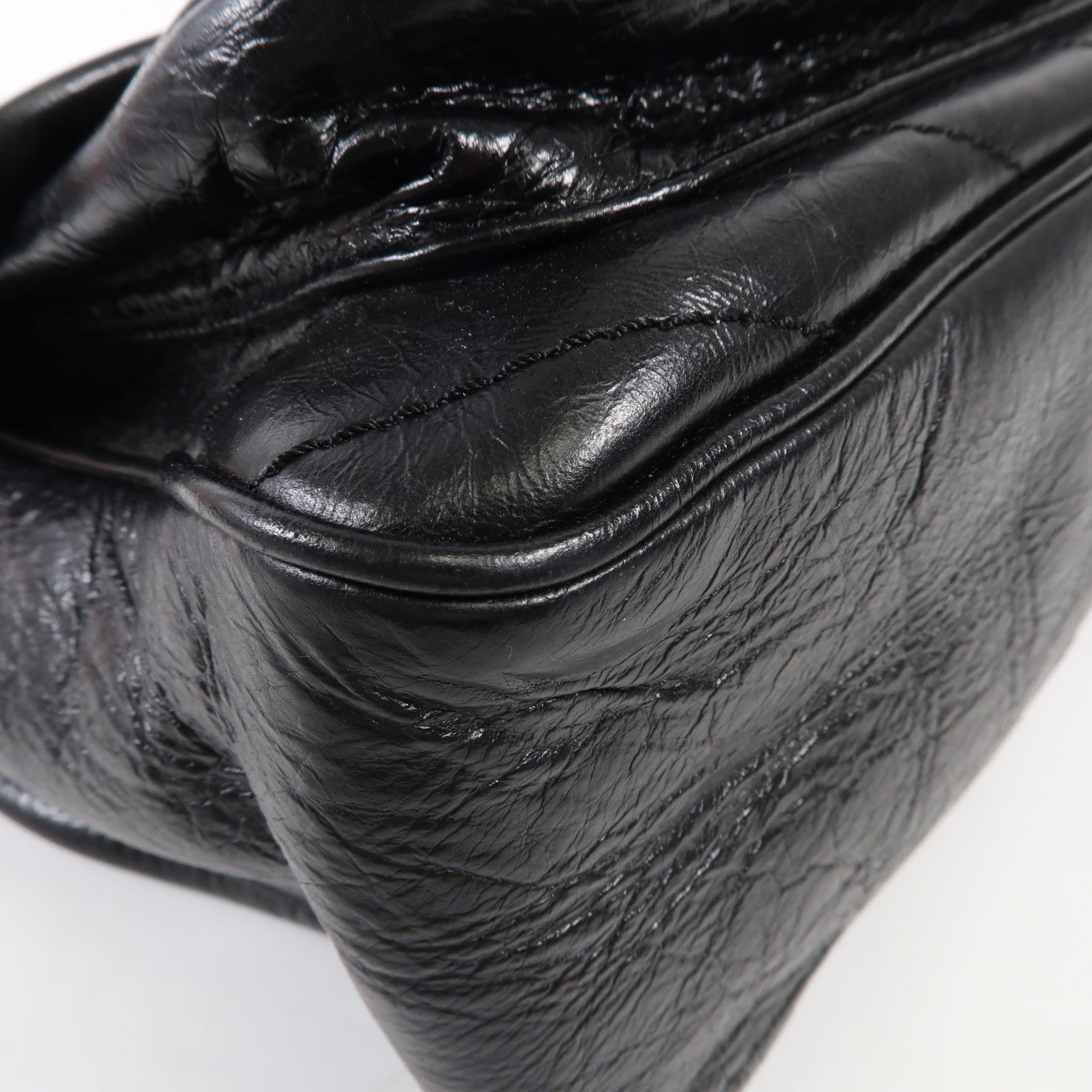 SAINT LAURENT 牛皮皮革Niki Medium銀扣肩背袋