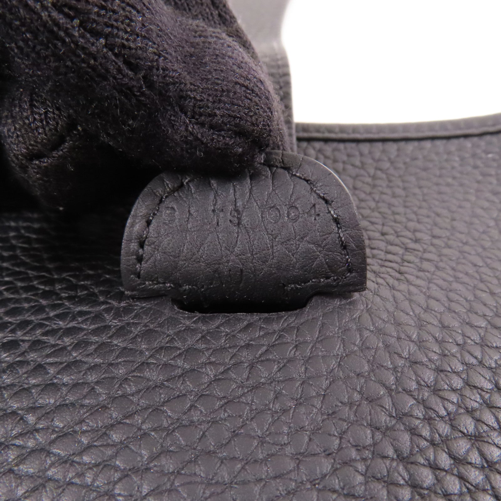 HERMES Clemence皮革Evelyne III 29銀扣肩背袋89 Noir