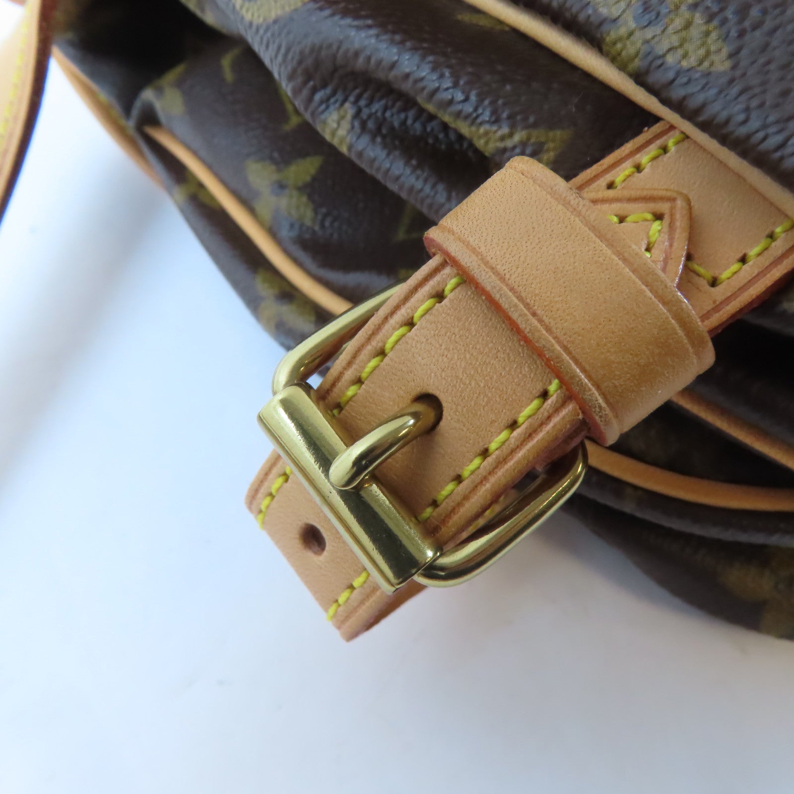 LOUIS VUITTON Monogram Saumur 30金扣肩背袋棕色
