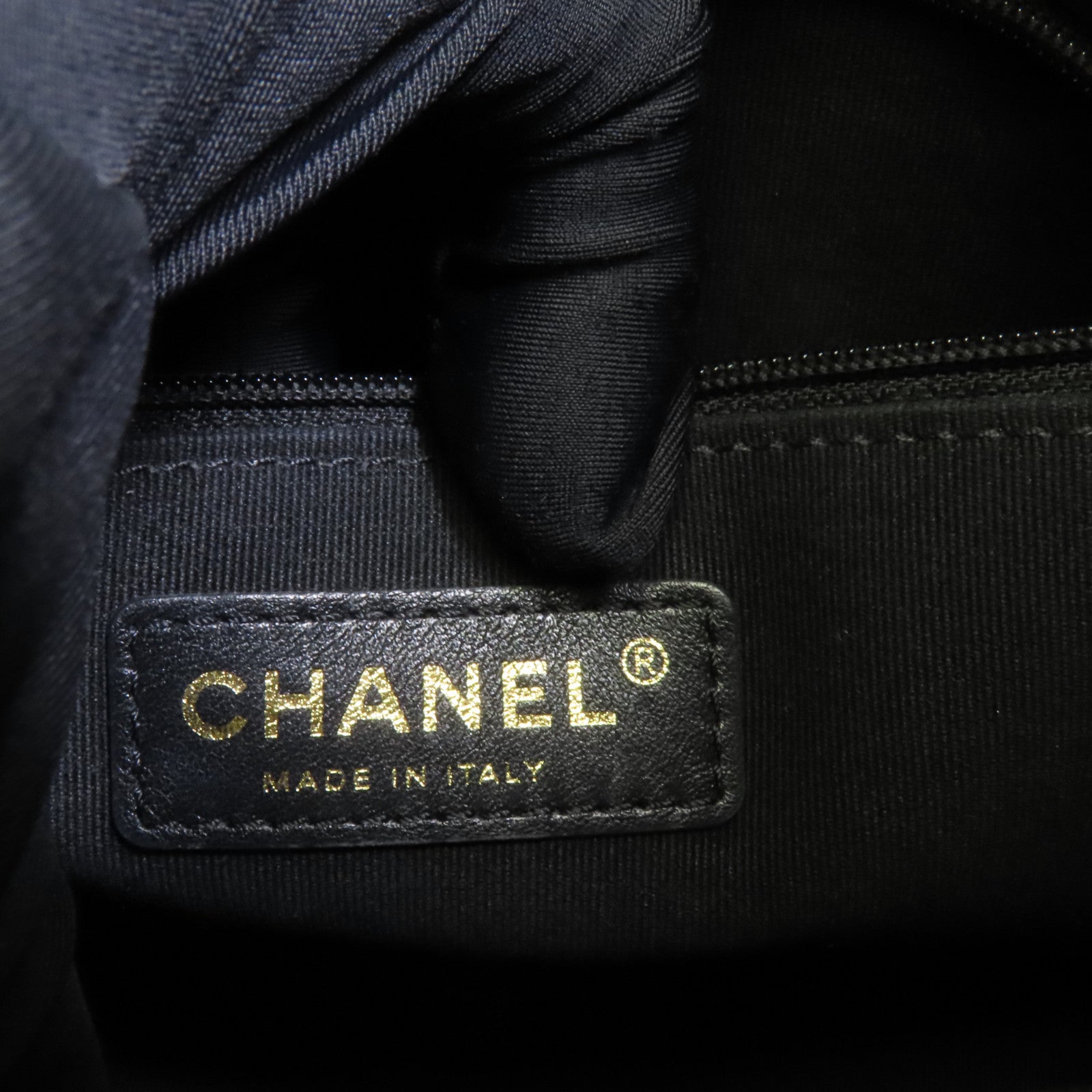 CHANEL 牛皮皮革24S Hobo金扣鏈帶手挽肩背兩用袋
