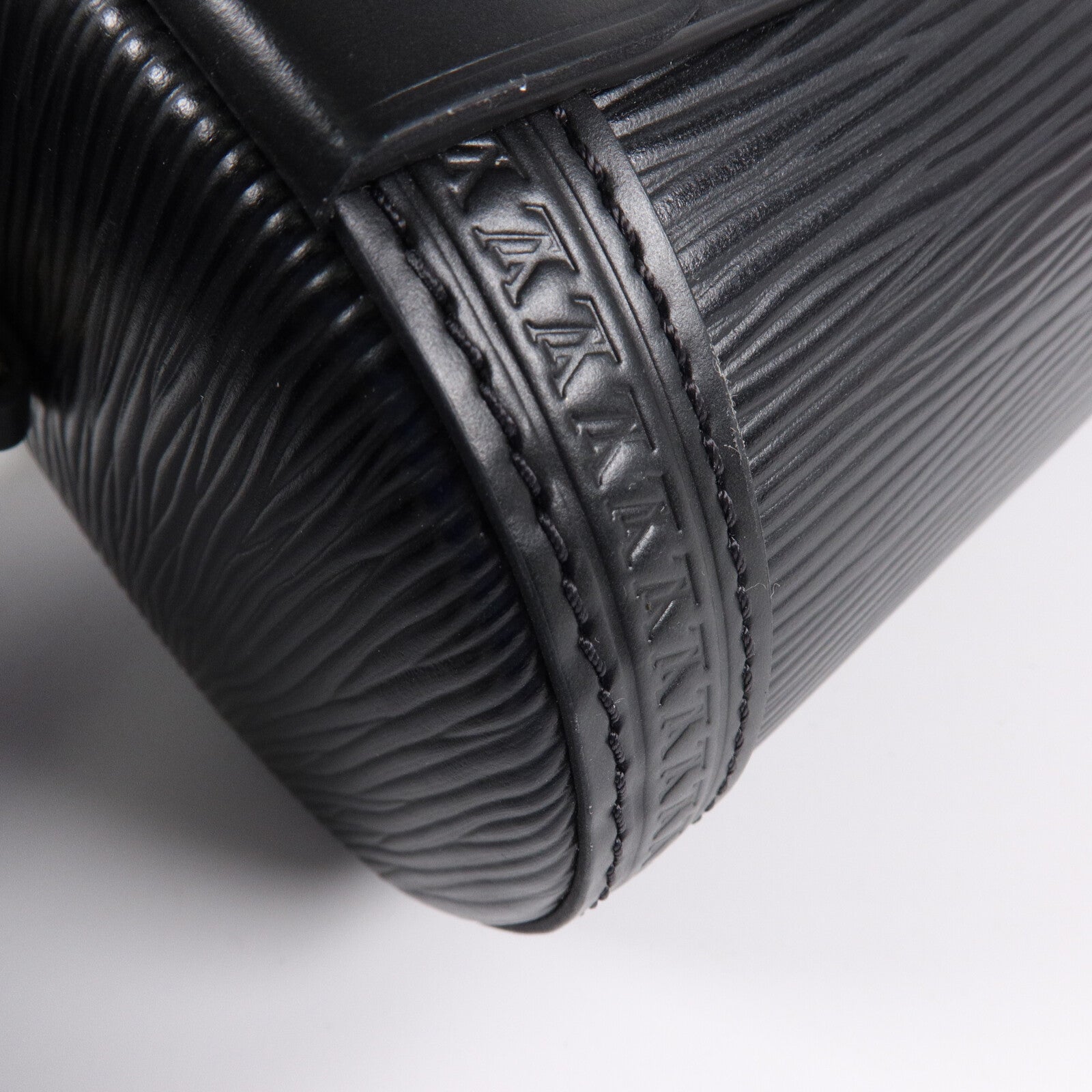 LOUIS VUITTON Epi Papillon Trunk手挽肩背兩用袋