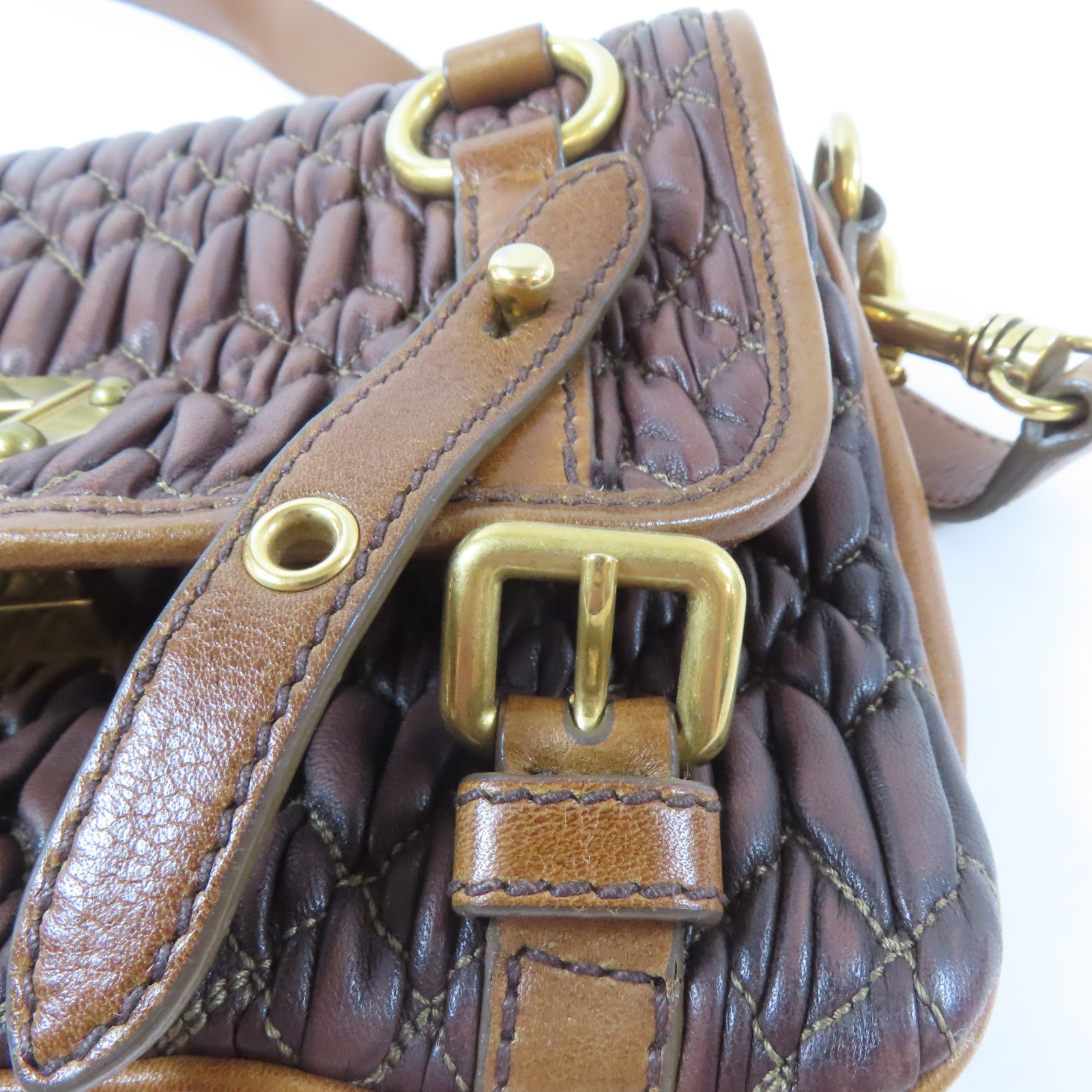 Miu Miu 羊皮皮革Shoulder Bag金扣肩背袋啡色