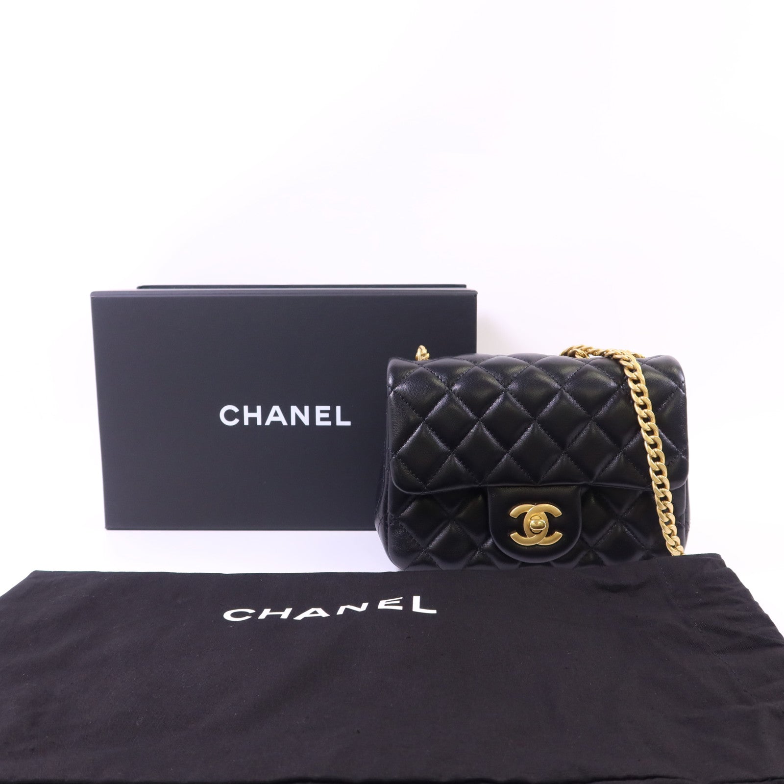 CHANEL 羊皮皮革Mini Classic 17金扣鏈帶肩背袋