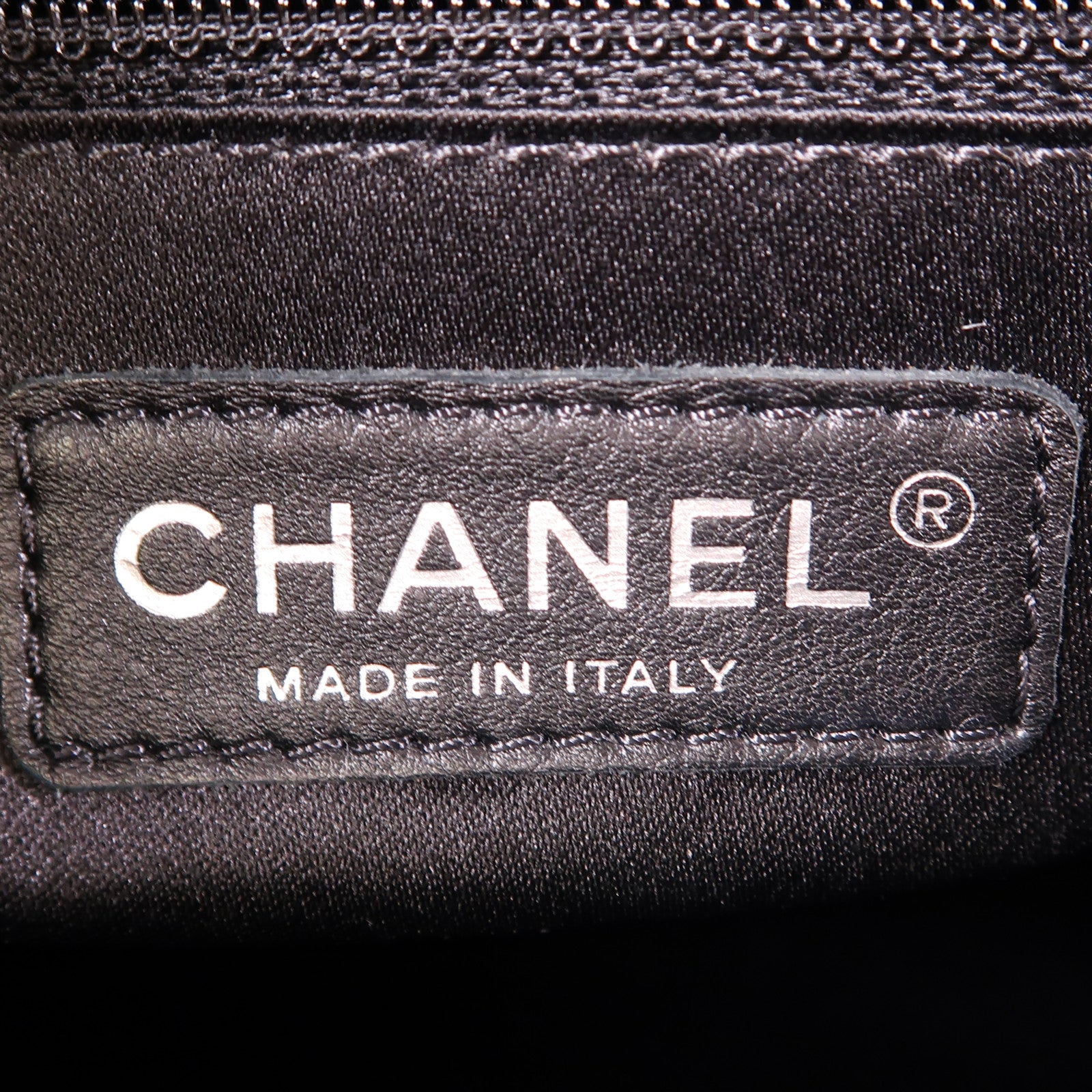 CHANEL 牛皮皮革GST Grand Shopping Tote Bag銀扣鏈帶肩背袋
