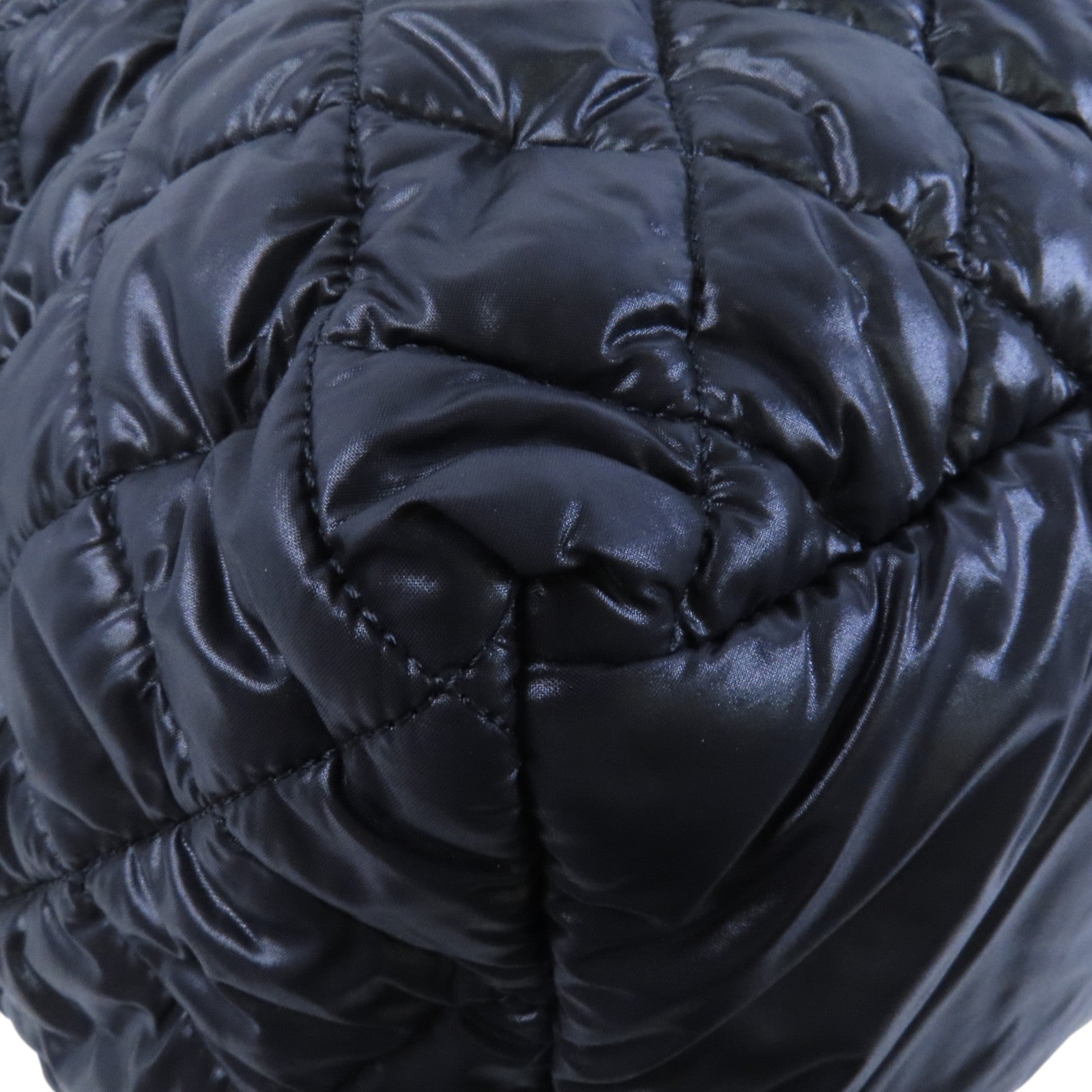 CHANEL 尼龍Coco Cocoon Large銀扣肩背袋