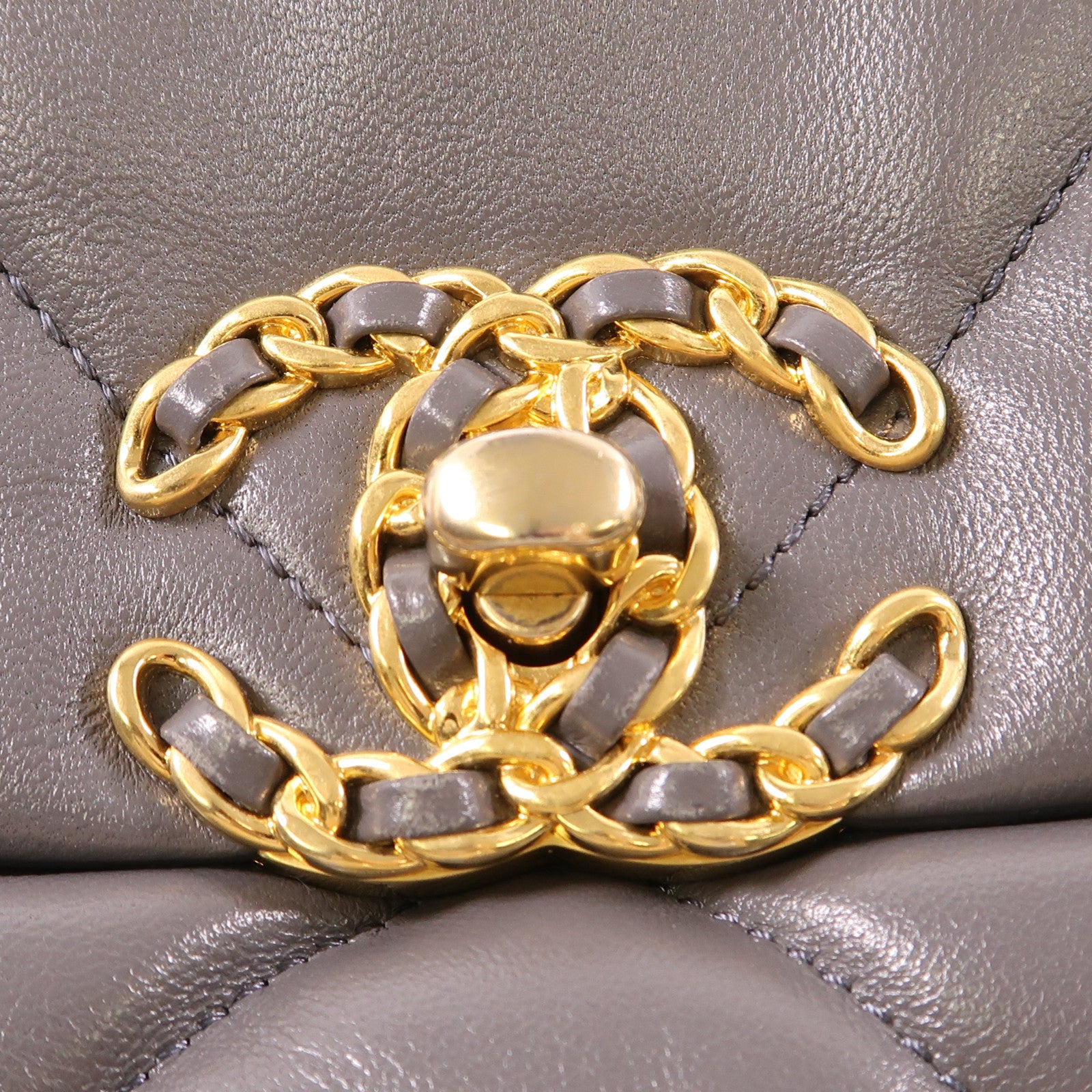 CHANEL 羊皮皮革Chanel 19 Small金扣手挽肩背兩用袋