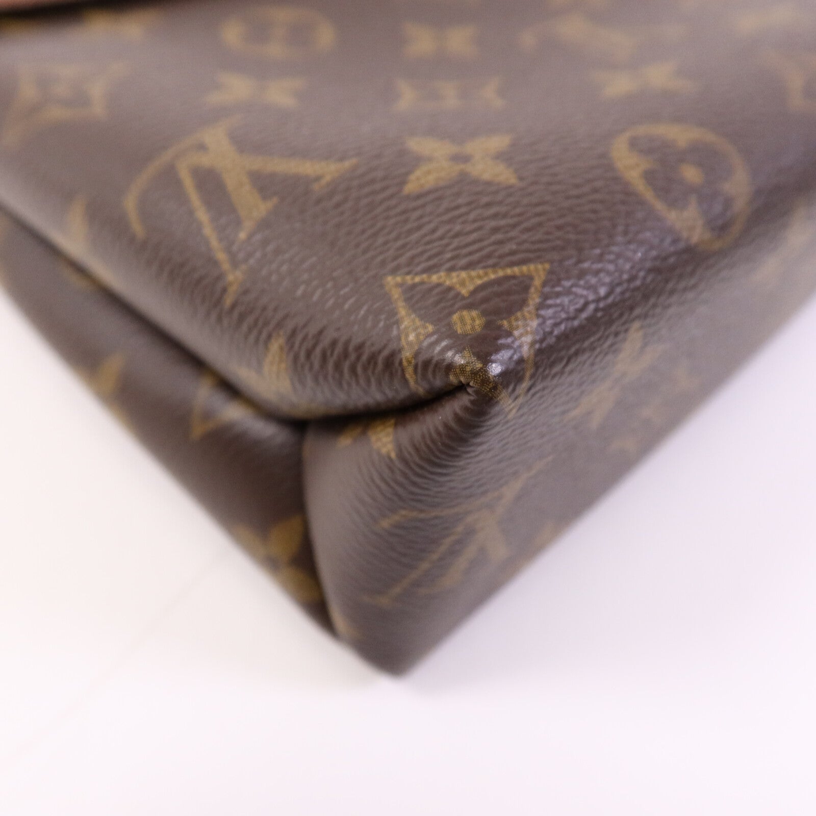 LOUIS VUITTON 【激減優惠】Monogram Saint Placide金扣鏈帶肩背袋