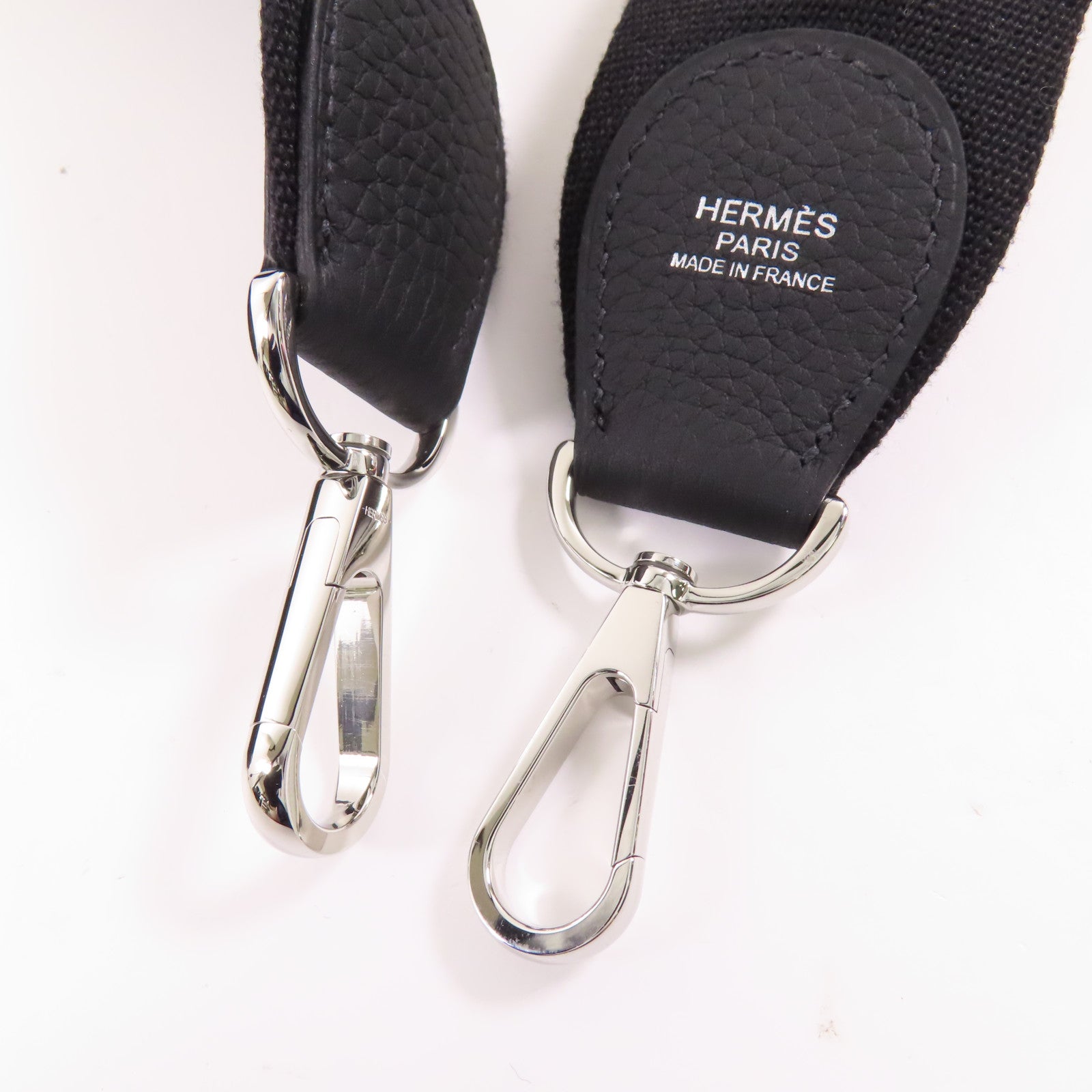 HERMES Clemence皮革Evelyne III 29銀扣肩背袋89 Noir