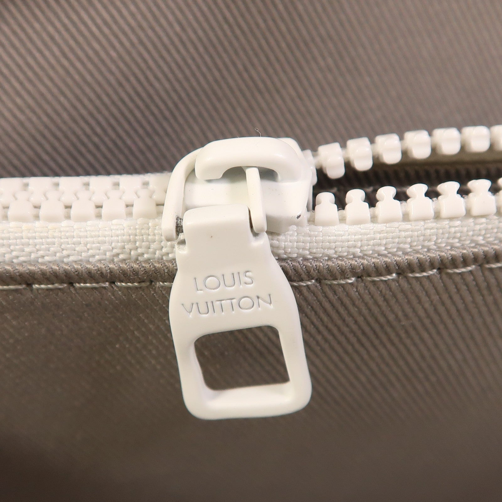 LOUIS VUITTON 【激減優惠】Monogram Taurillon Soft Trunk肩背袋