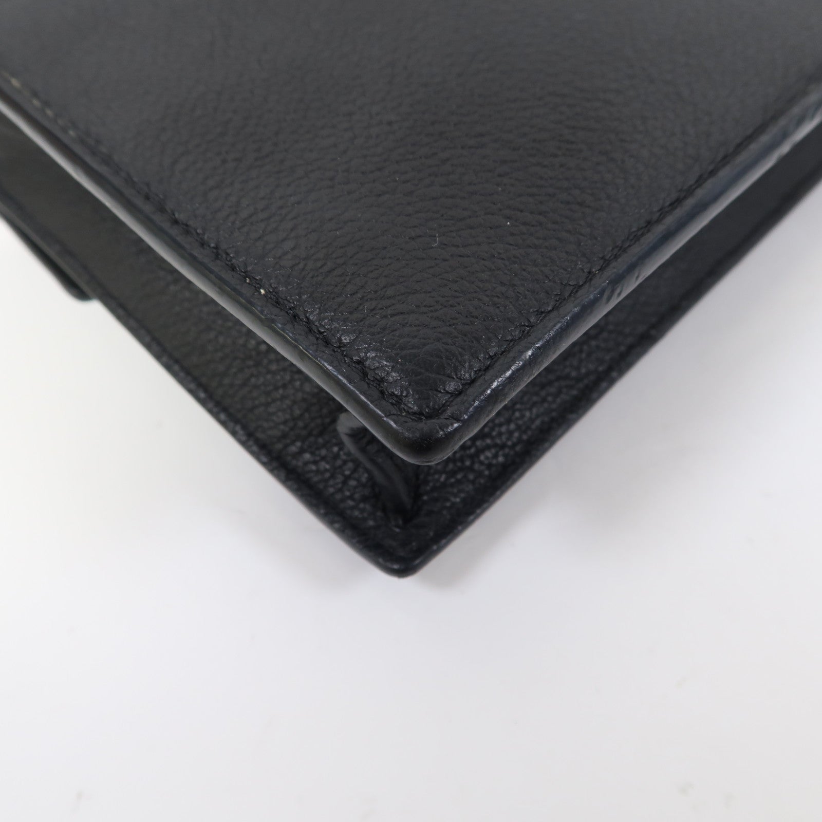 LOUIS VUITTON 【激減優惠】牛皮皮革Mylockme Chain Pochette銀扣鏈帶肩背袋黑色