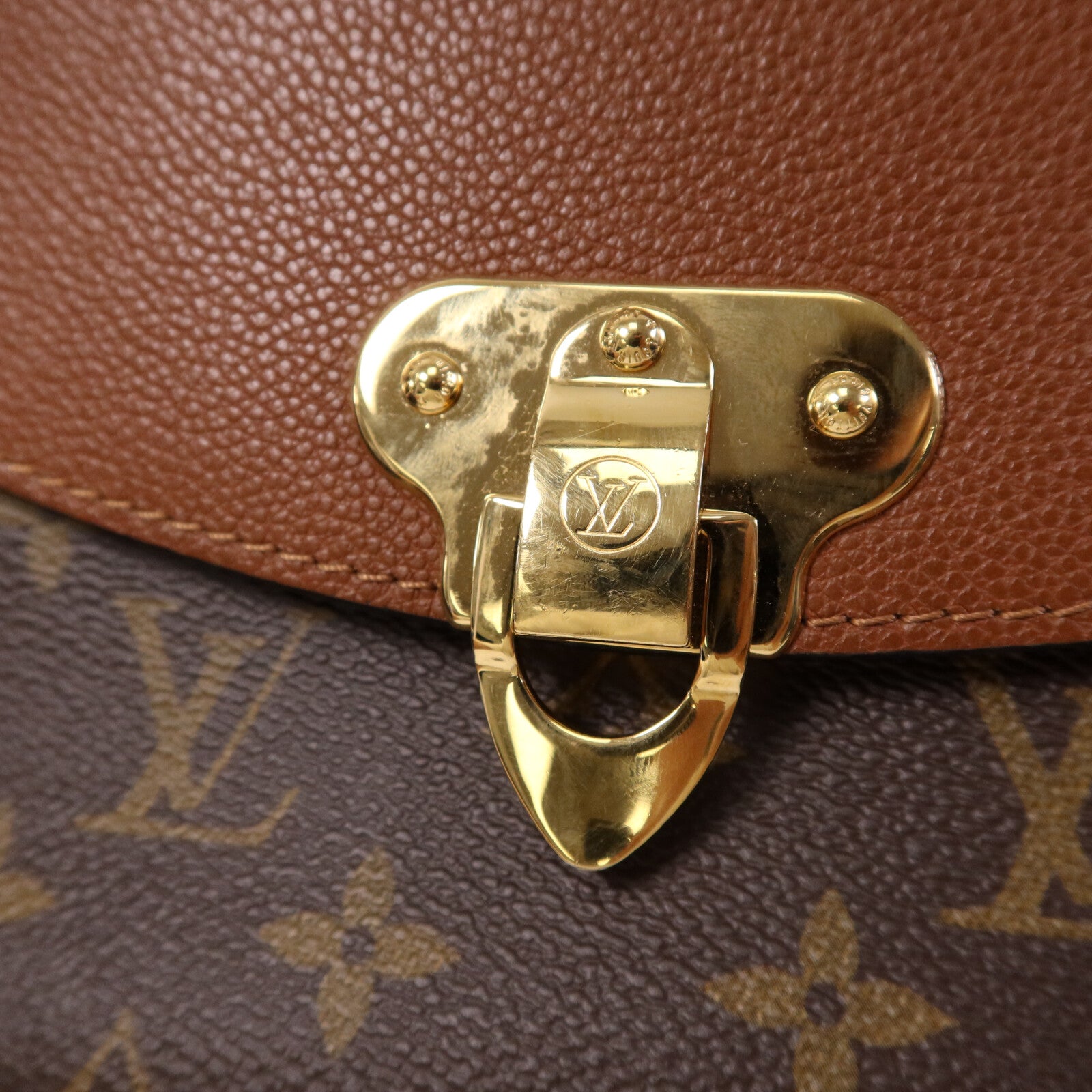 LOUIS VUITTON 【激減優惠】Monogram Saint Placide金扣鏈帶肩背袋