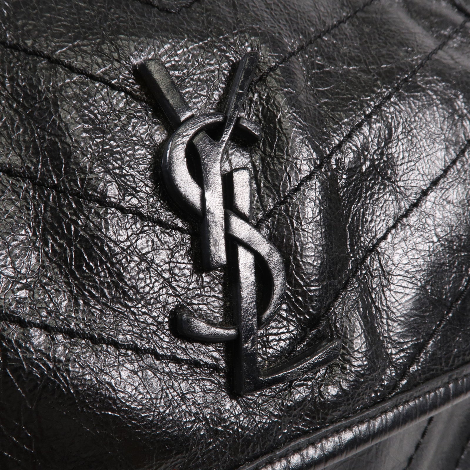 SAINT LAURENT 牛皮皮革Niki Medium銀扣肩背袋