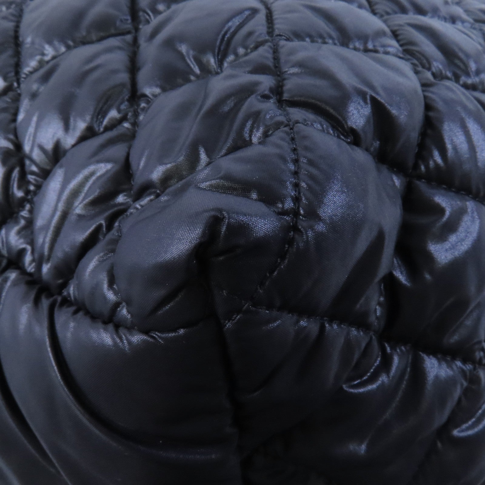 CHANEL 尼龍Coco Cocoon Large銀扣肩背袋